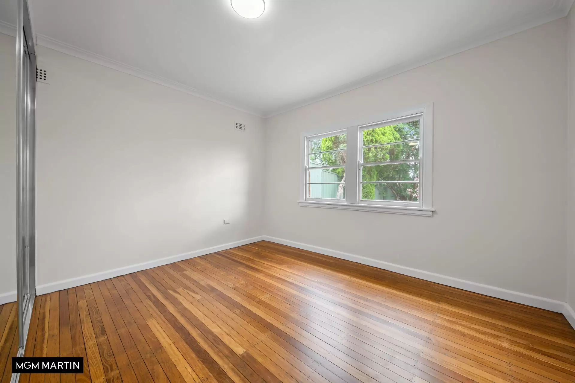 52 Knoll Avenue, Turrella Sold by MGM Martin - image 1