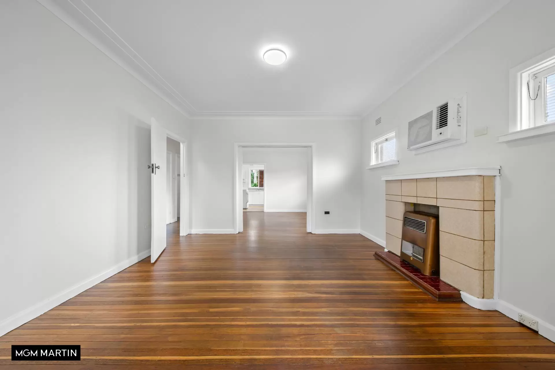 52 Knoll Avenue, Turrella Sold by MGM Martin - image 1
