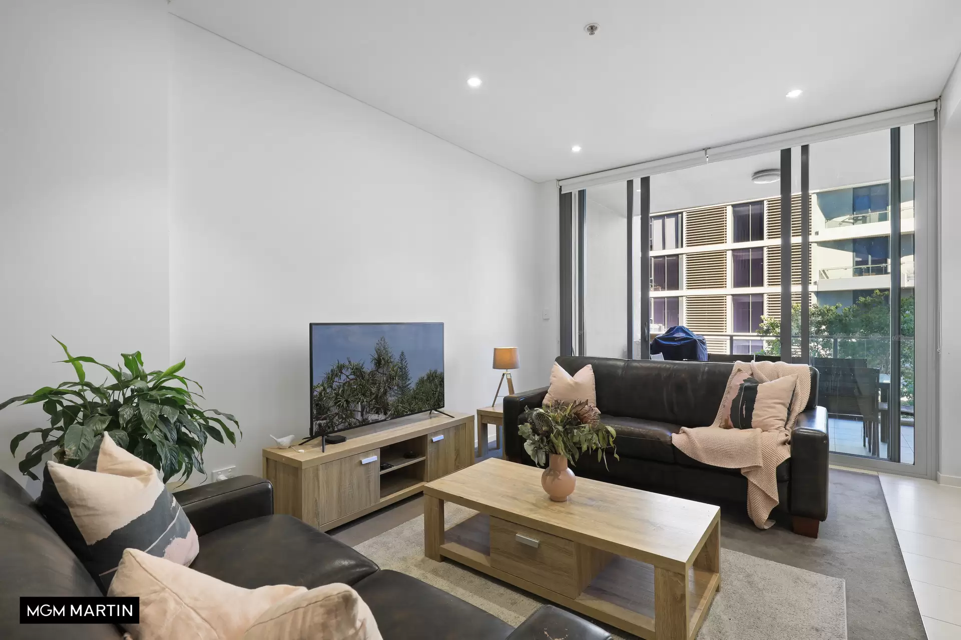 514A/8 Bourke Street, Mascot Sold by MGM Martin - image 1