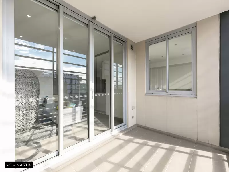 904B/8 Bourke Street, Mascot Leased by MGM Martin - image 1