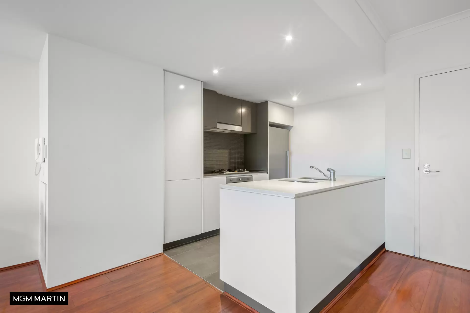 44/2 Levy Walk, Zetland Sold by MGM Martin - image 1