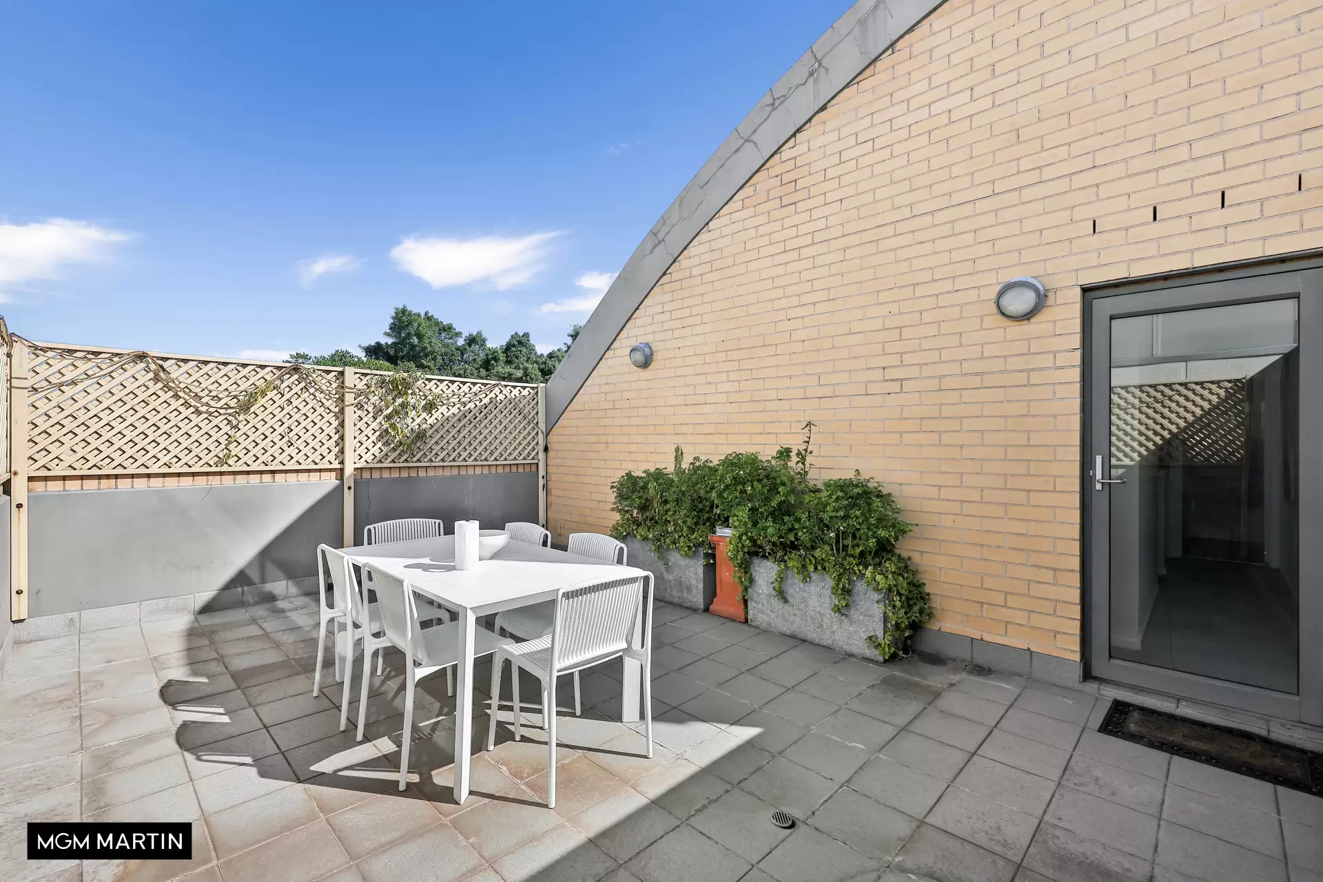 18/51-63 Euston Road, Alexandria Sold by MGM Martin - image 1