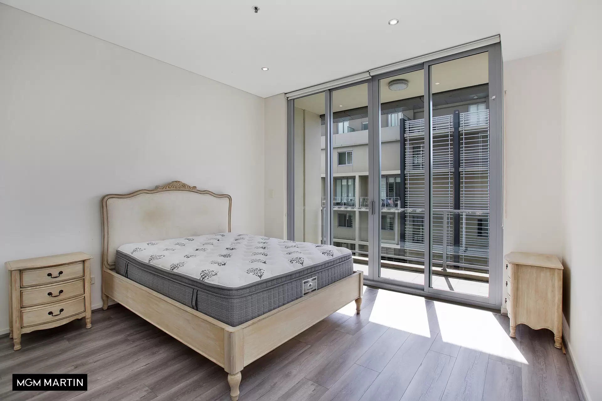905A/8 Bourke Street, Mascot Leased by MGM Martin - image 1