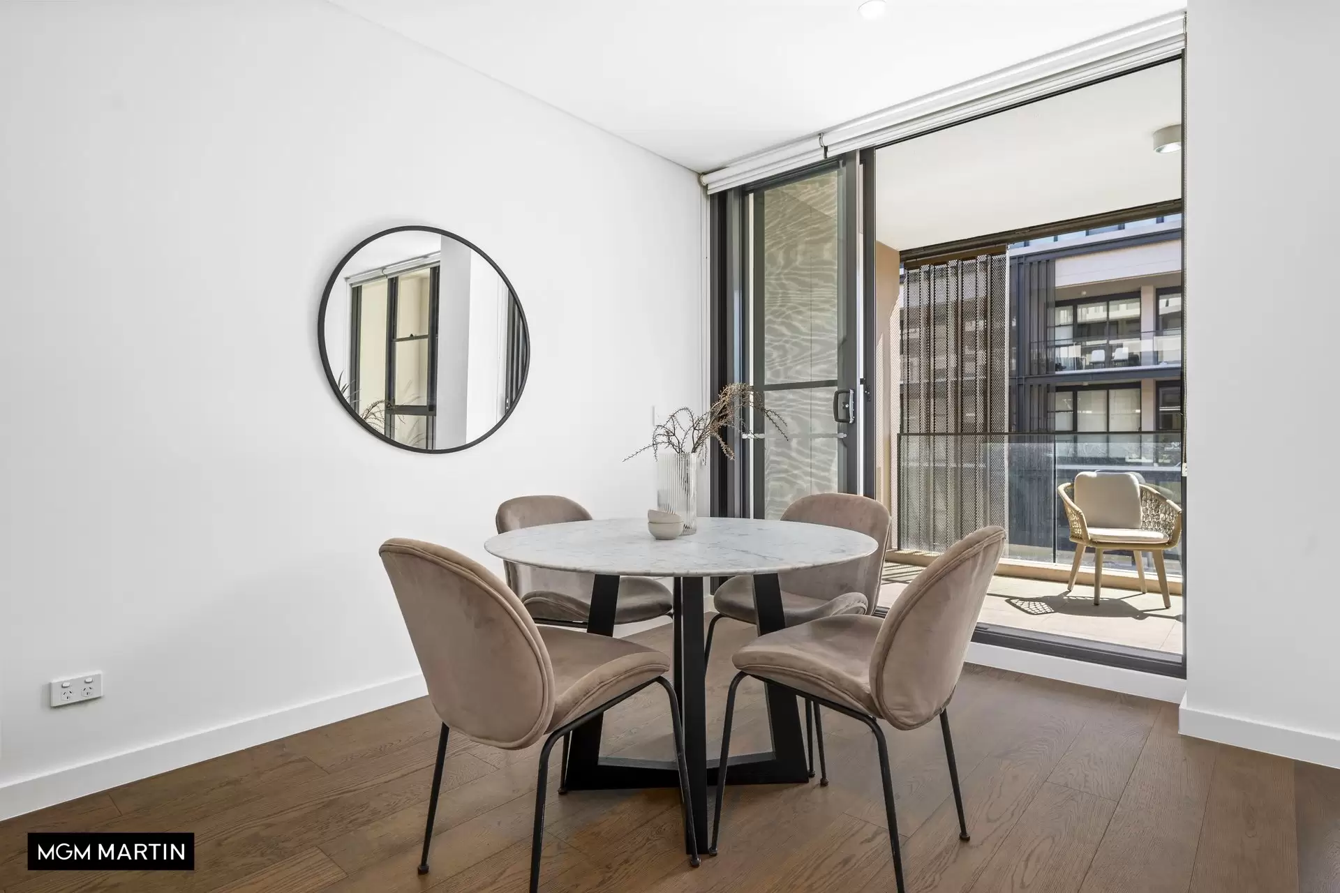 2415/6 Kingsborough Way, Zetland Leased by MGM Martin - image 1