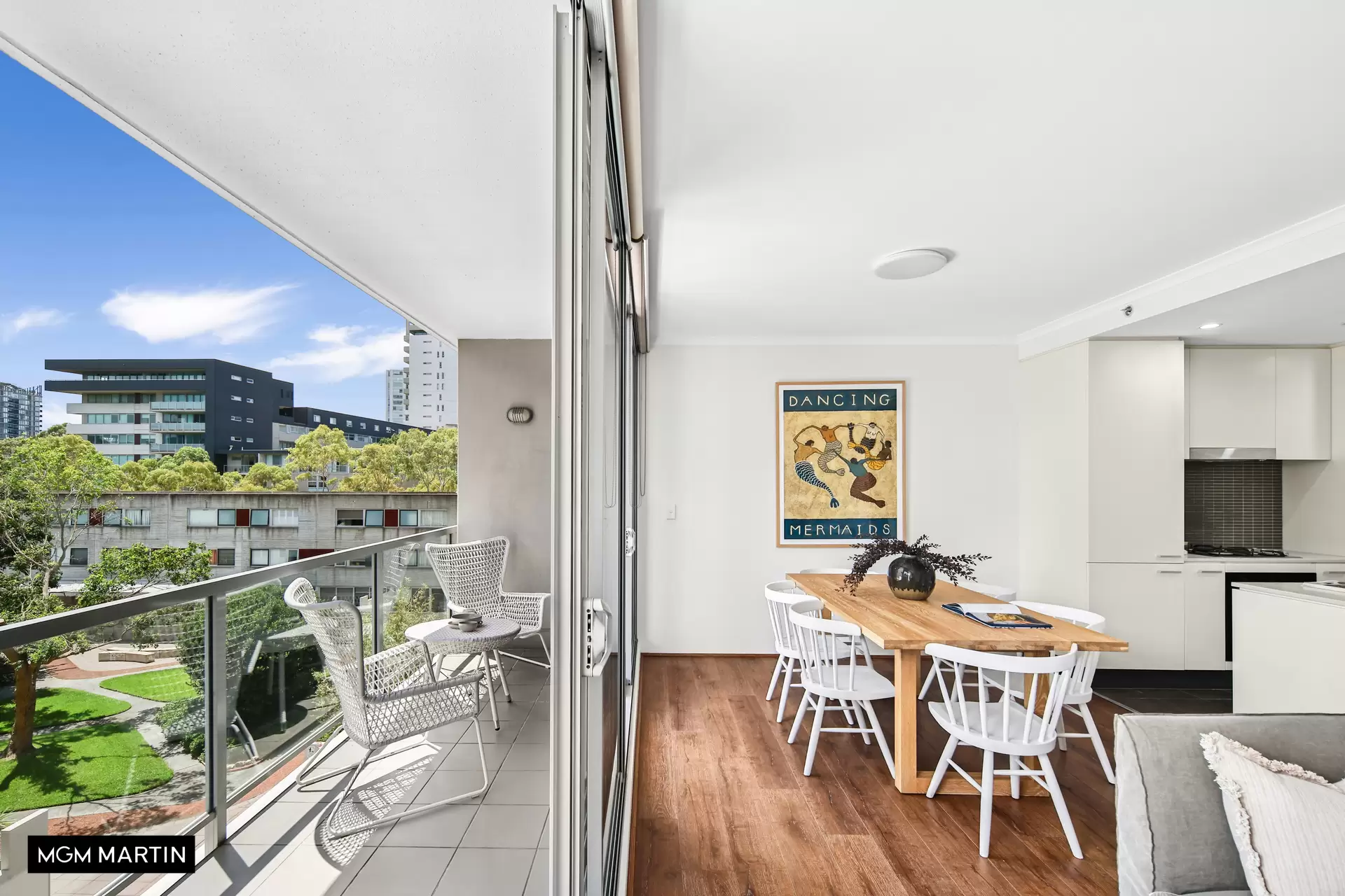 32/3 Defries Avenue, Zetland Sold by MGM Martin - image 1