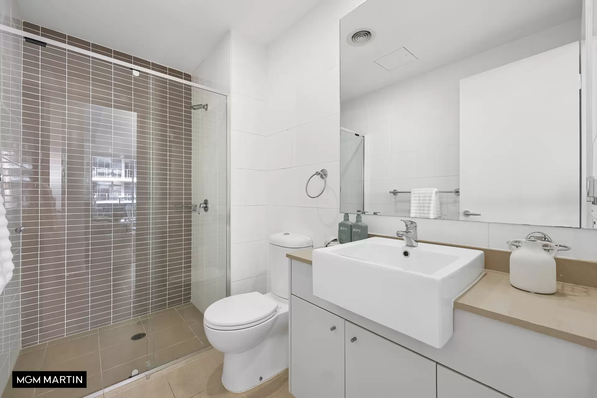 646/5-9 Rothschild Avenue, Rosebery Sold by MGM Martin - image 1