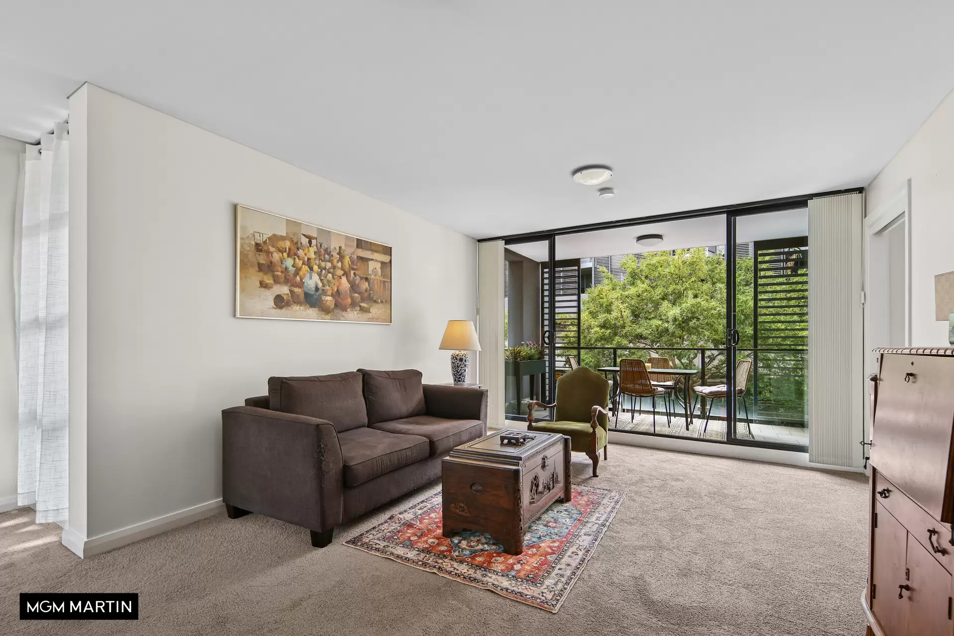 9/9 Grandstand Parade, Zetland Sold by MGM Martin - image 1