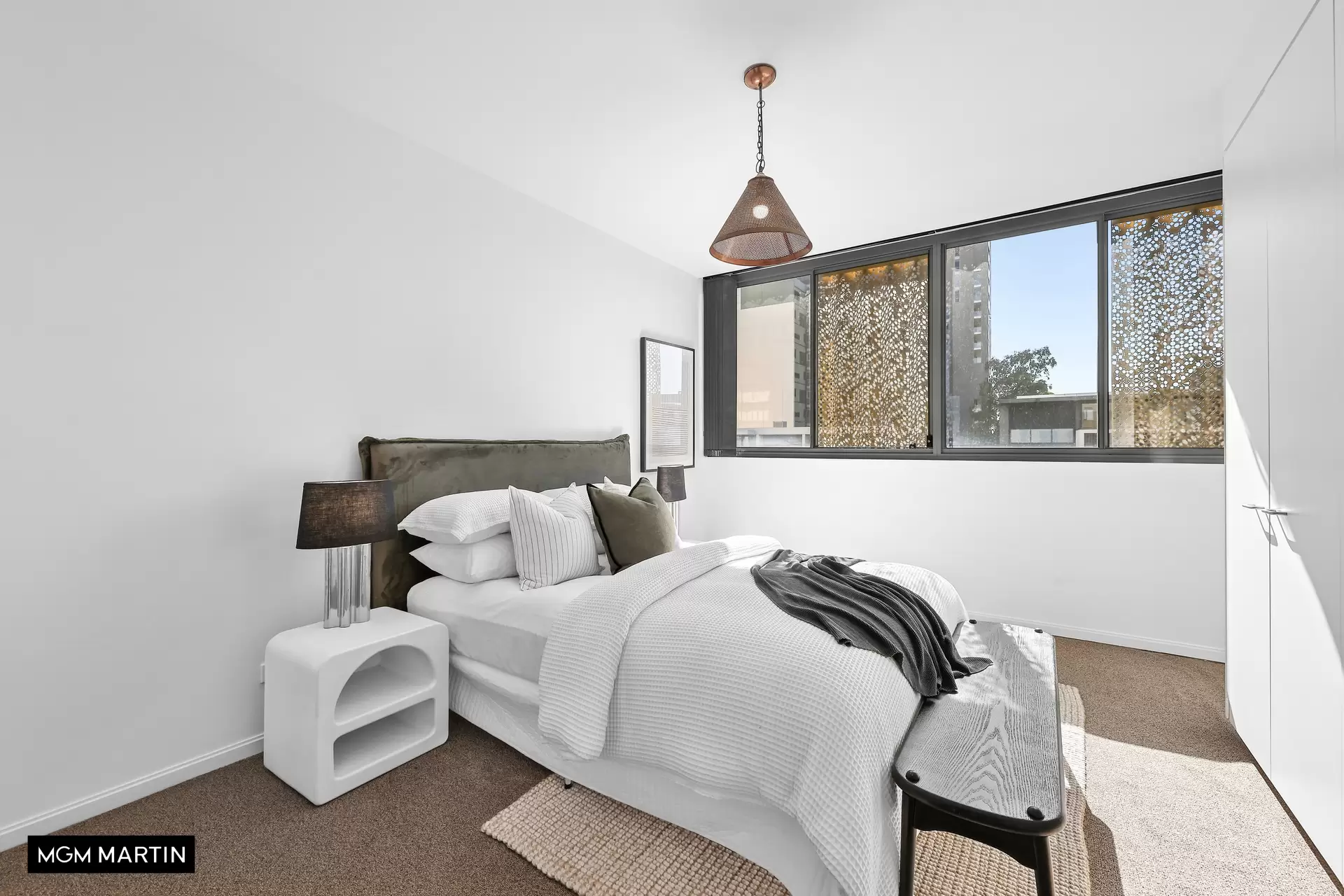 706/17 Gadigal Avenue, Zetland Sold by MGM Martin - image 1