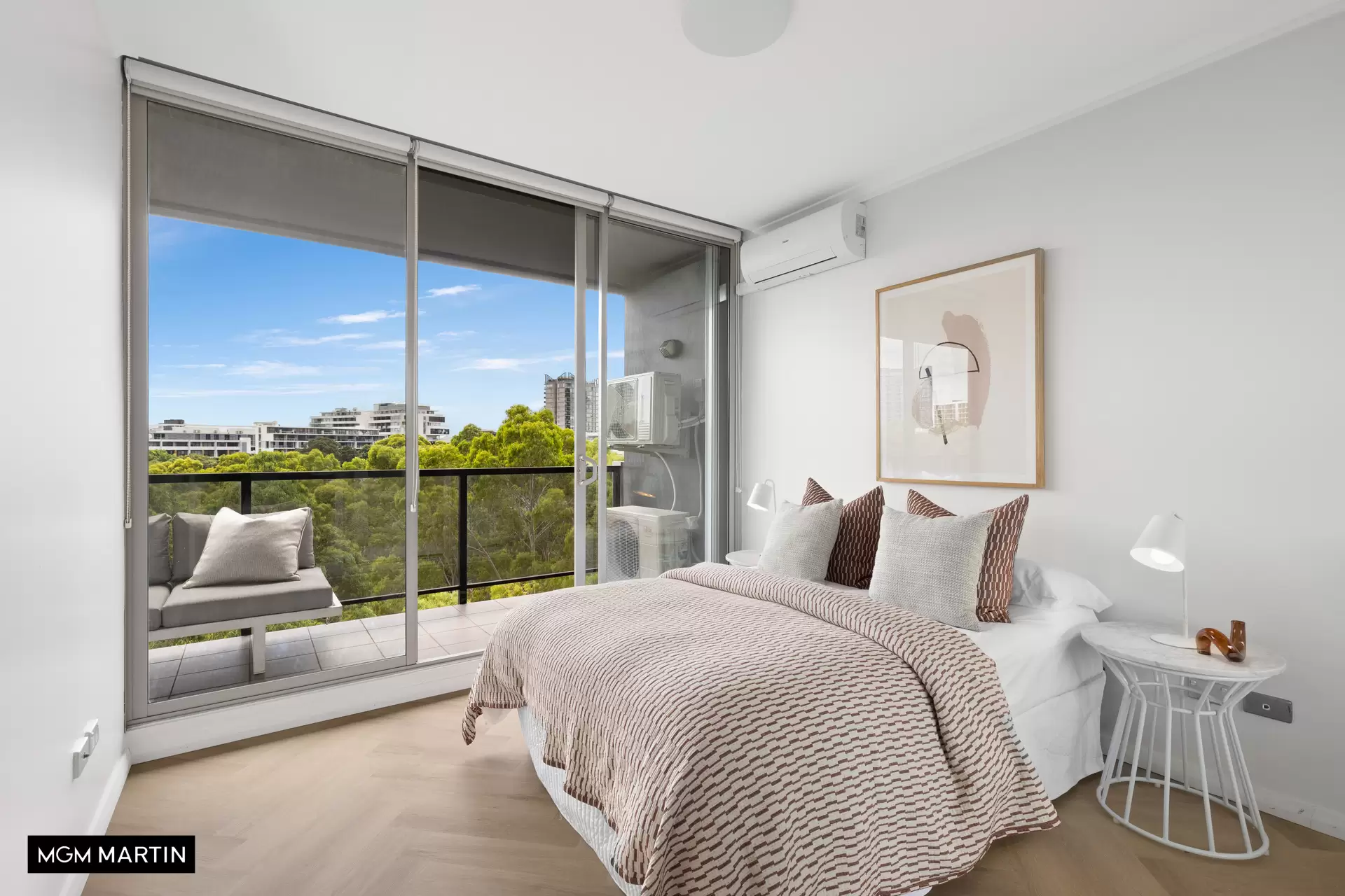 63/2 Hutchinson Walk, Zetland Sold by MGM Martin - image 1