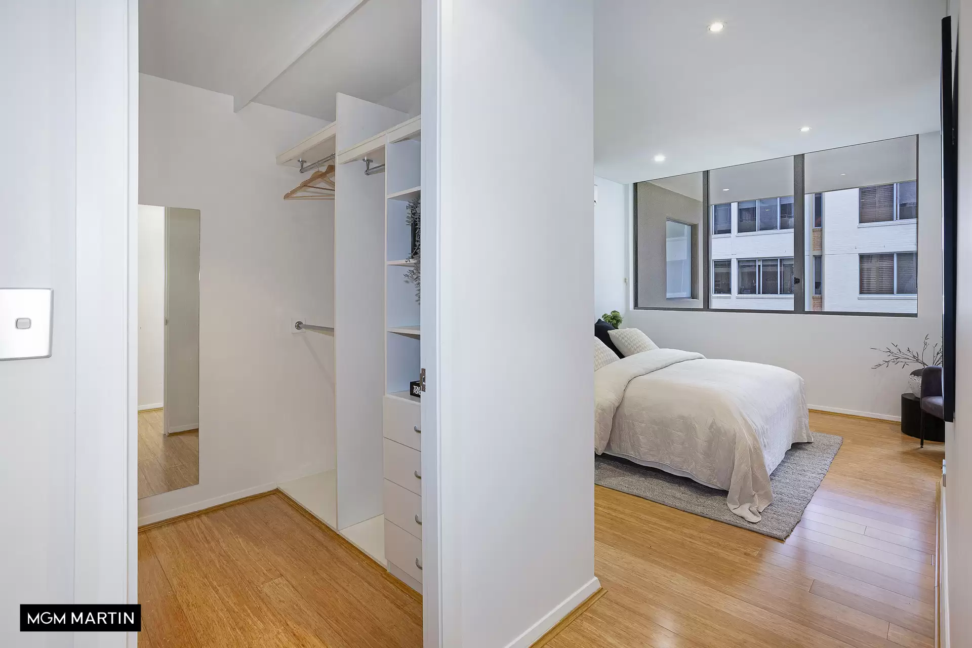 229/635 Gardeners Road, Mascot Sold by MGM Martin - image 1