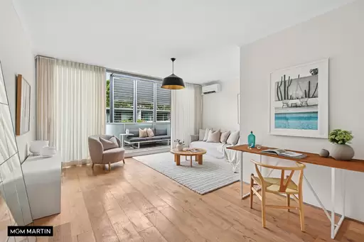 25/13 Grandstand Parade, Zetland Sold by MGM Martin