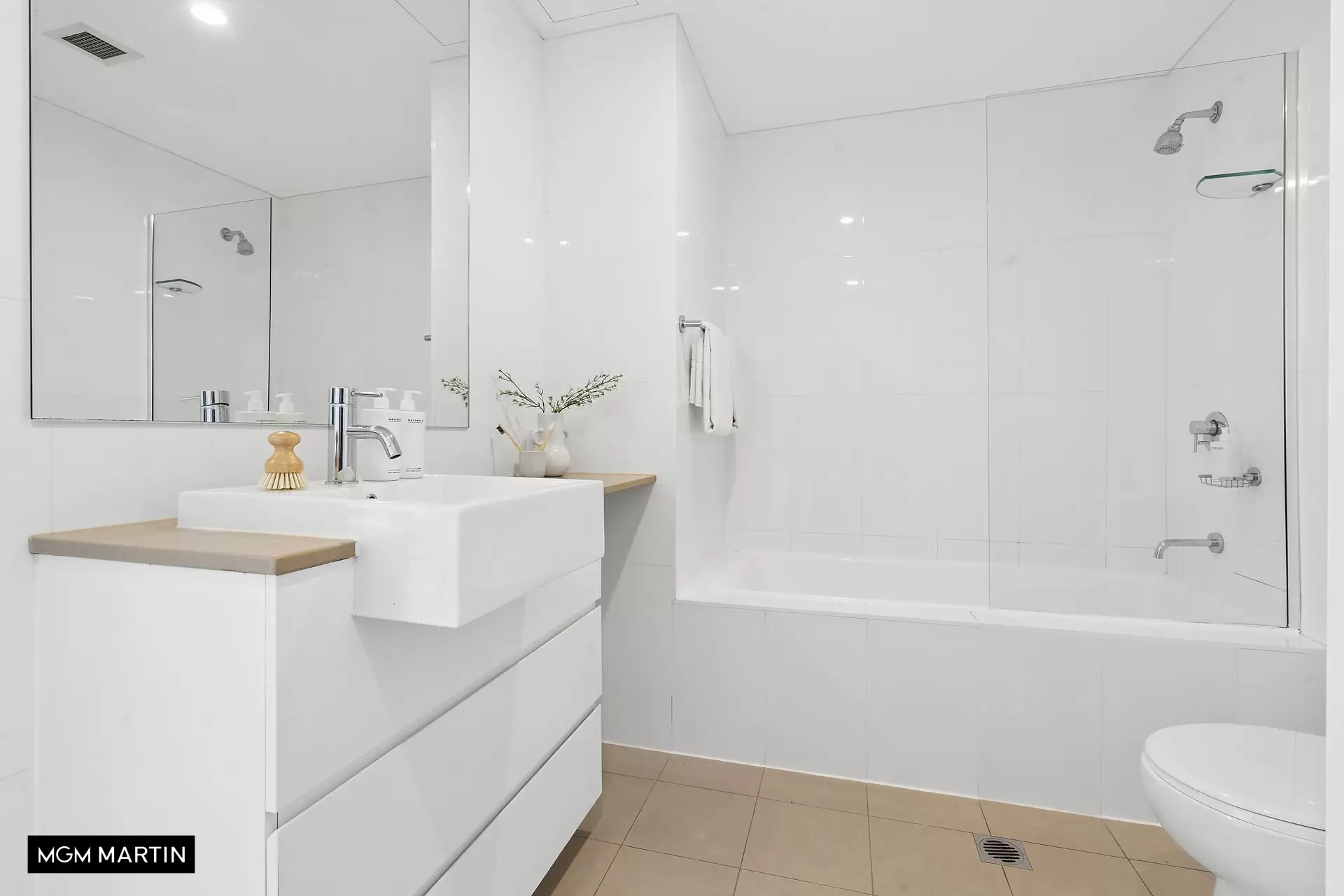 706/12 Brodie Spark Drive, Wolli Creek Sold by MGM Martin - image 1