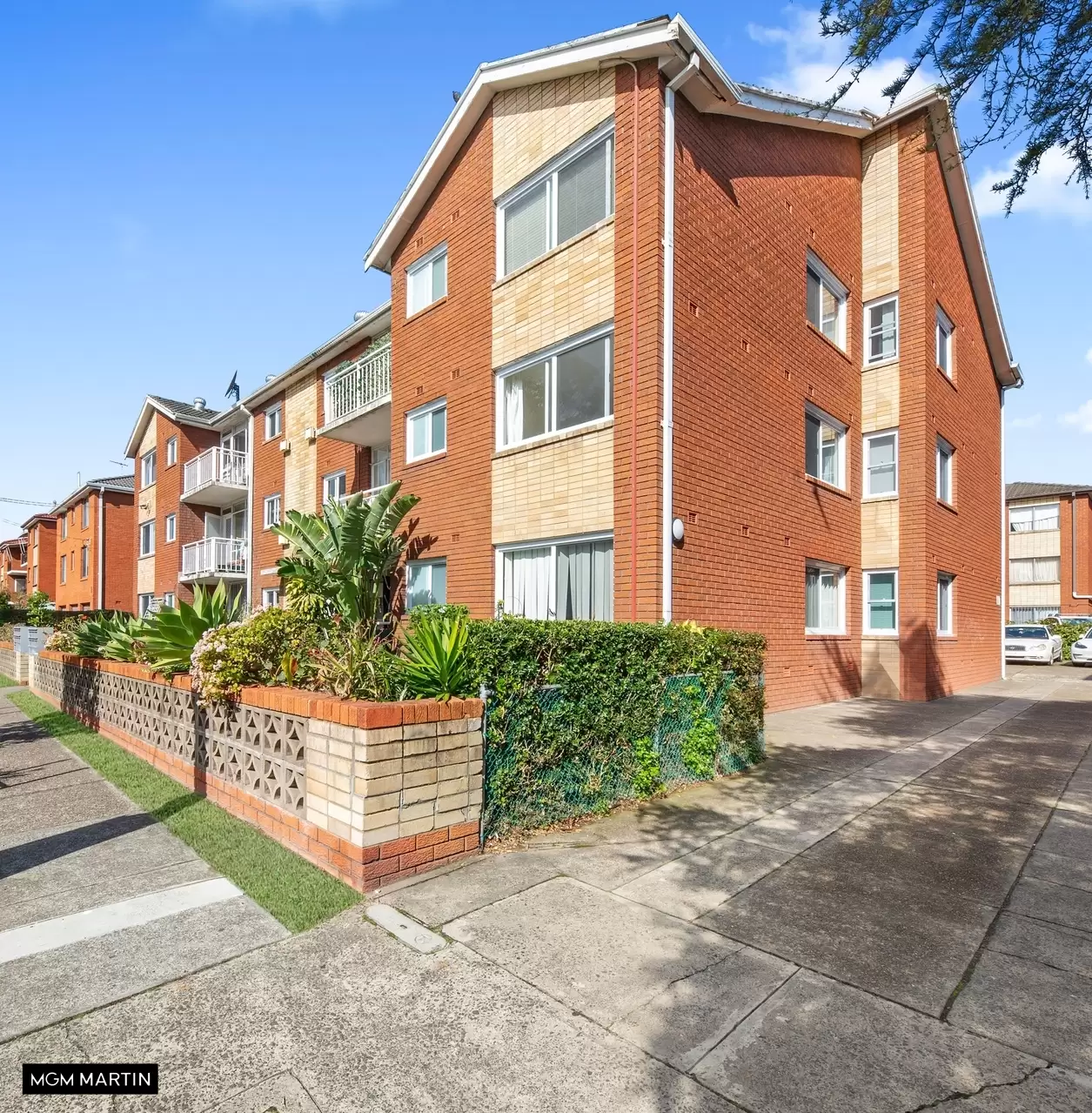 5/6 Barber Avenue, Eastlakes Sold by MGM Martin - image 1