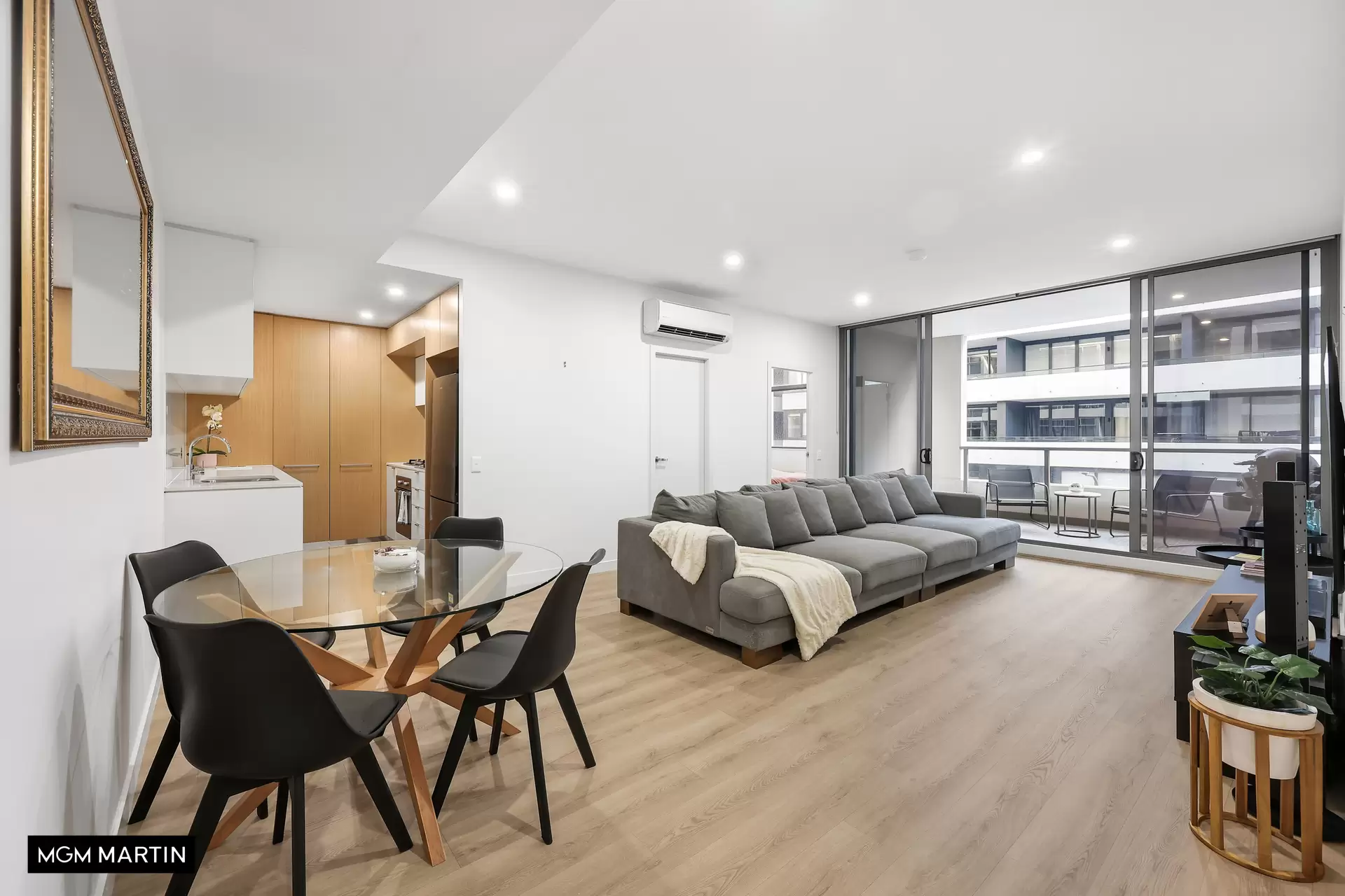 33/1 Thread Lane, Waterloo Sold by MGM Martin - image 1