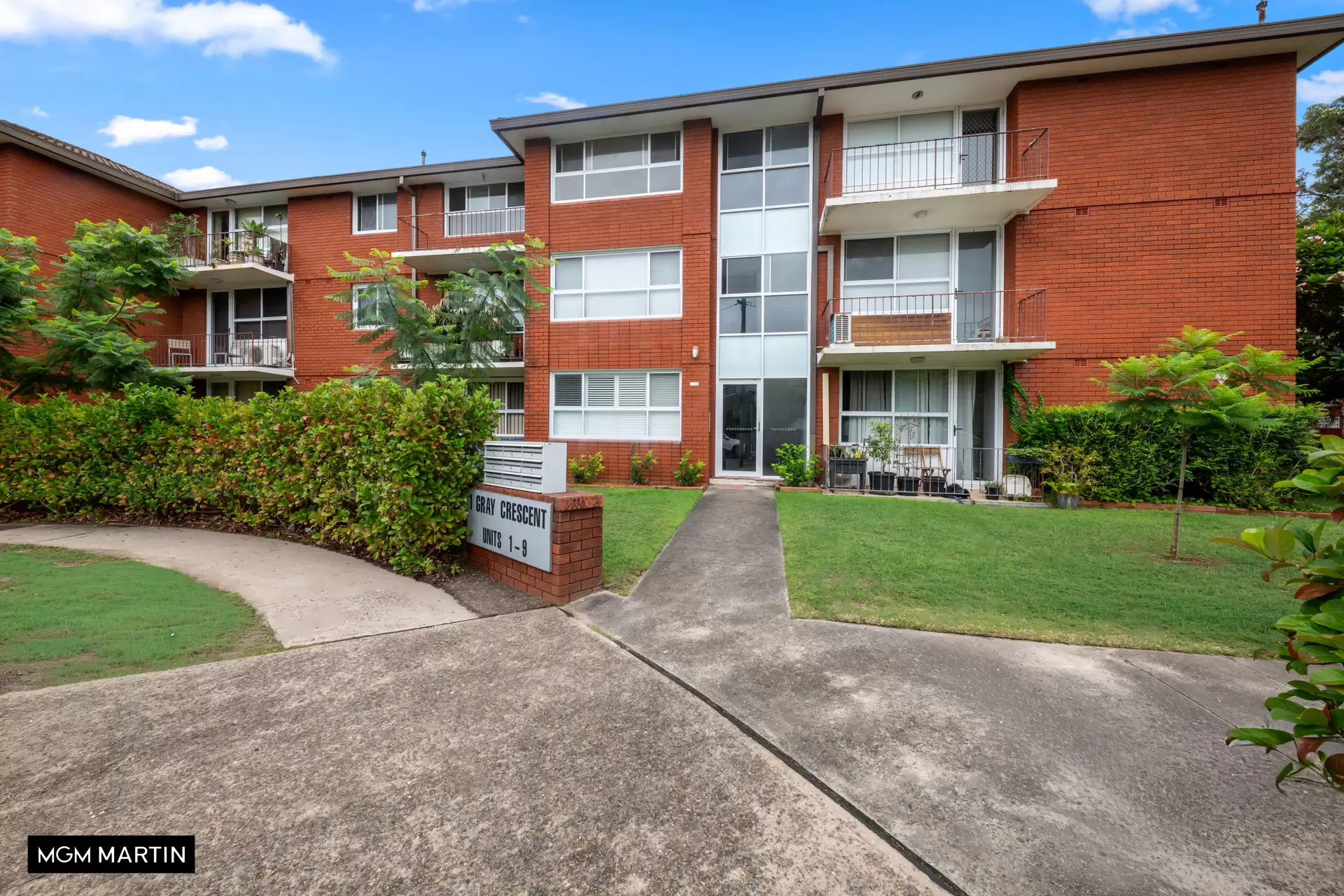 7/1 Gray Crescent, Eastlakes Sold by MGM Martin - image 1
