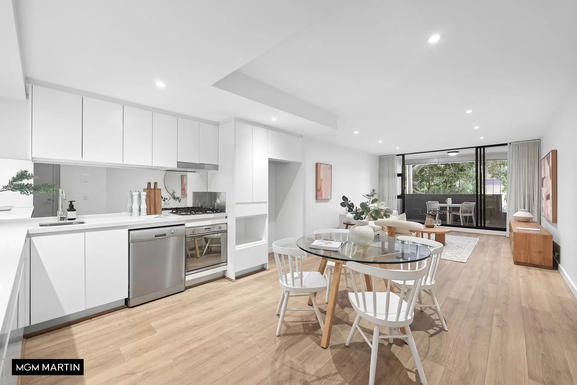 36/30 Gadigal Avenue, Zetland Sold by MGM Martin - image 1