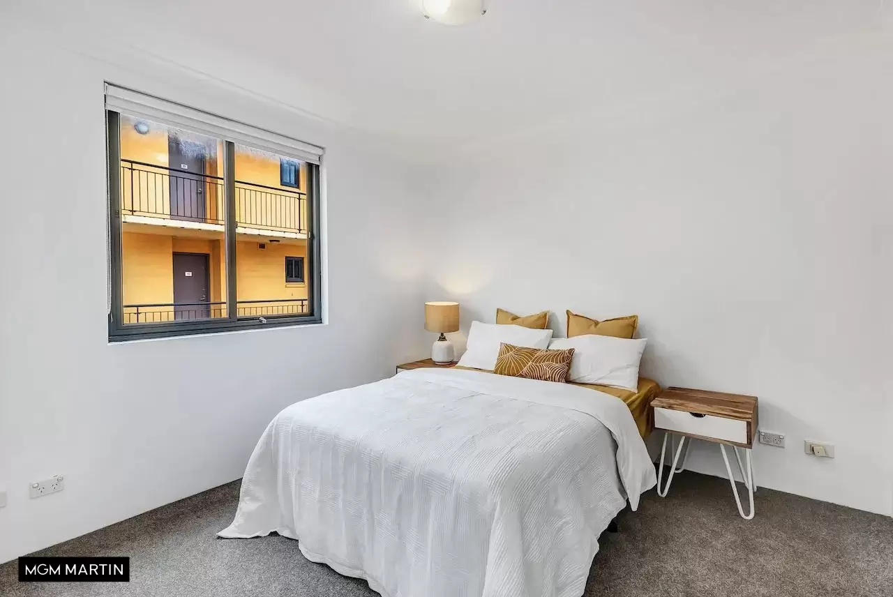 33/21-23 Norton Street, Leichhardt Leased by MGM Martin - image 1