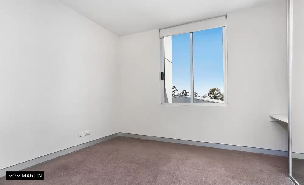 304/5 Queen Street, Rosebery Leased by MGM Martin - image 1