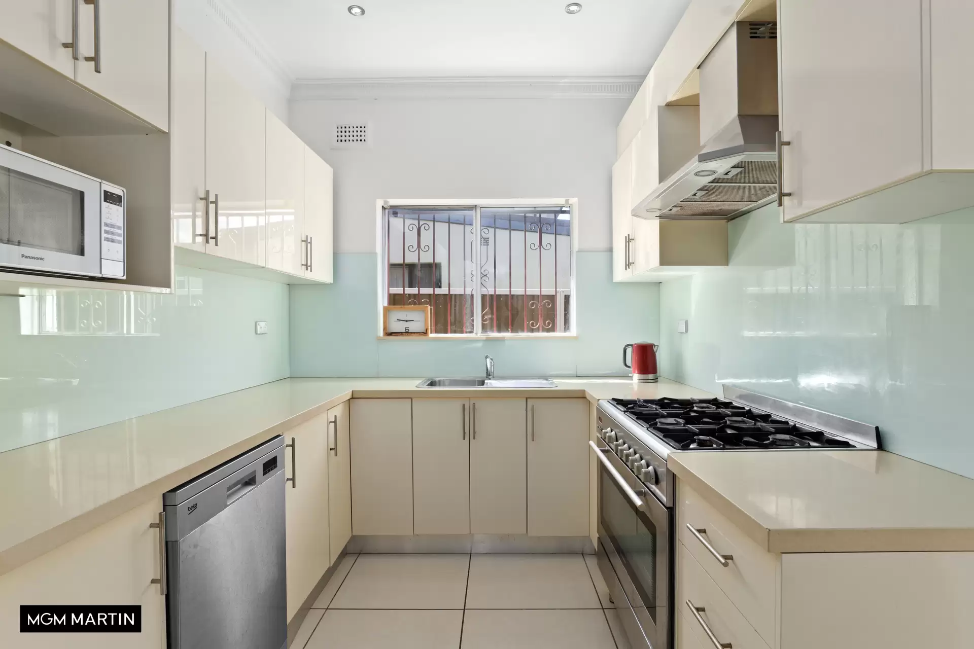 1A Dalmeny Avenue, Rosebery Sold by MGM Martin - image 1
