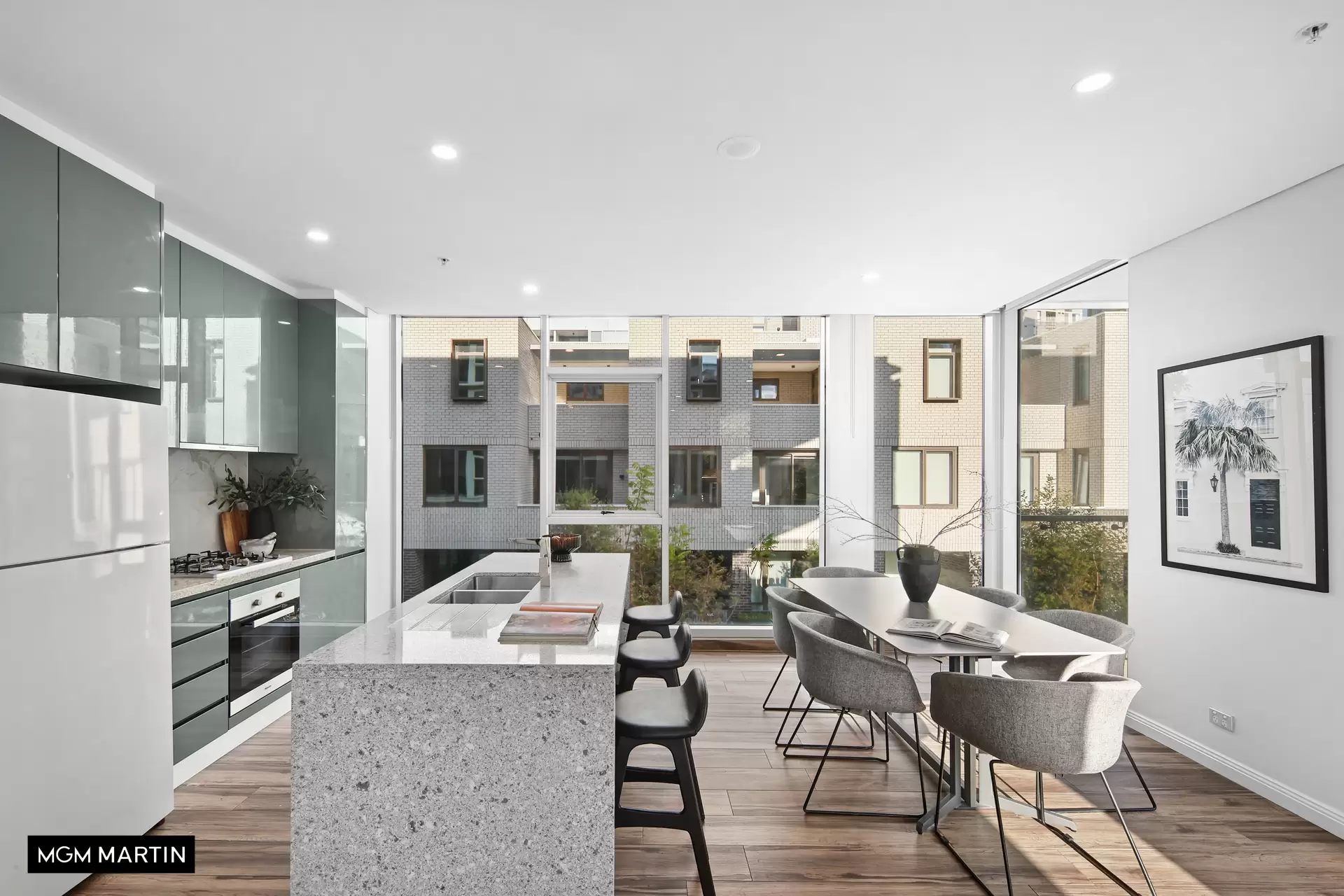 102/8 Rose Valley Way, Zetland For Sale by MGM Martin - image 1