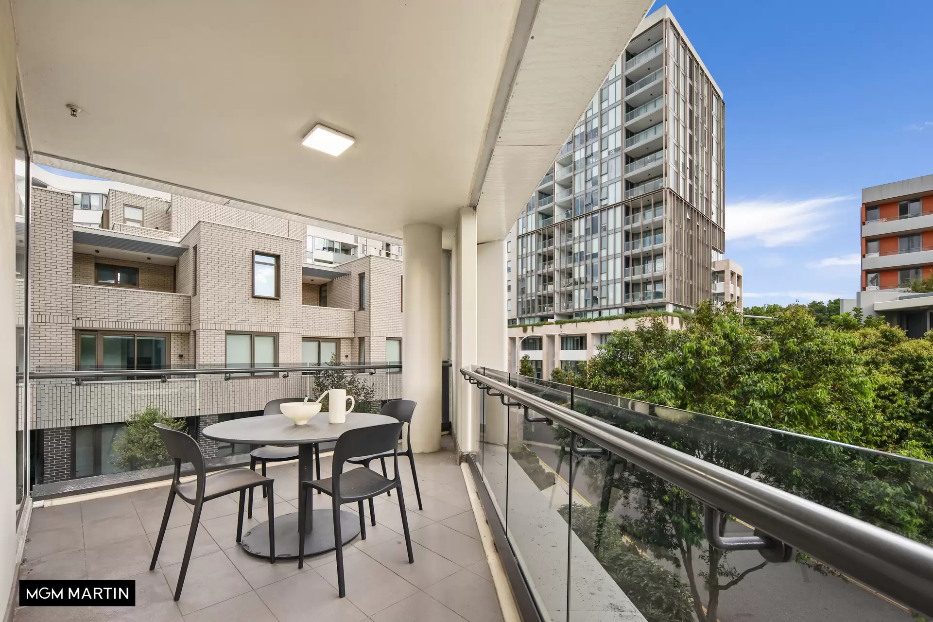 102/8 Rose Valley Way, Zetland For Sale by MGM Martin - image 1