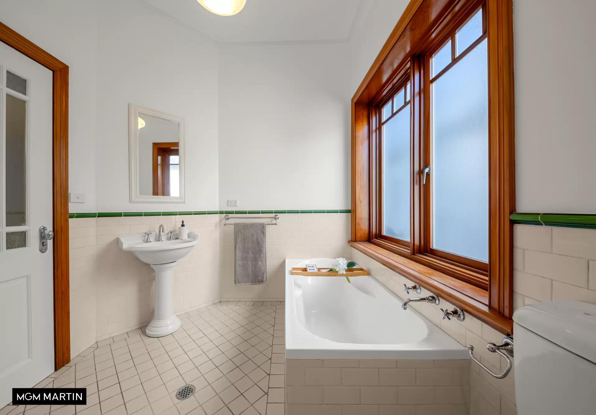 9 Cox Avenue, Bondi Beach Sold by MGM Martin - image 1