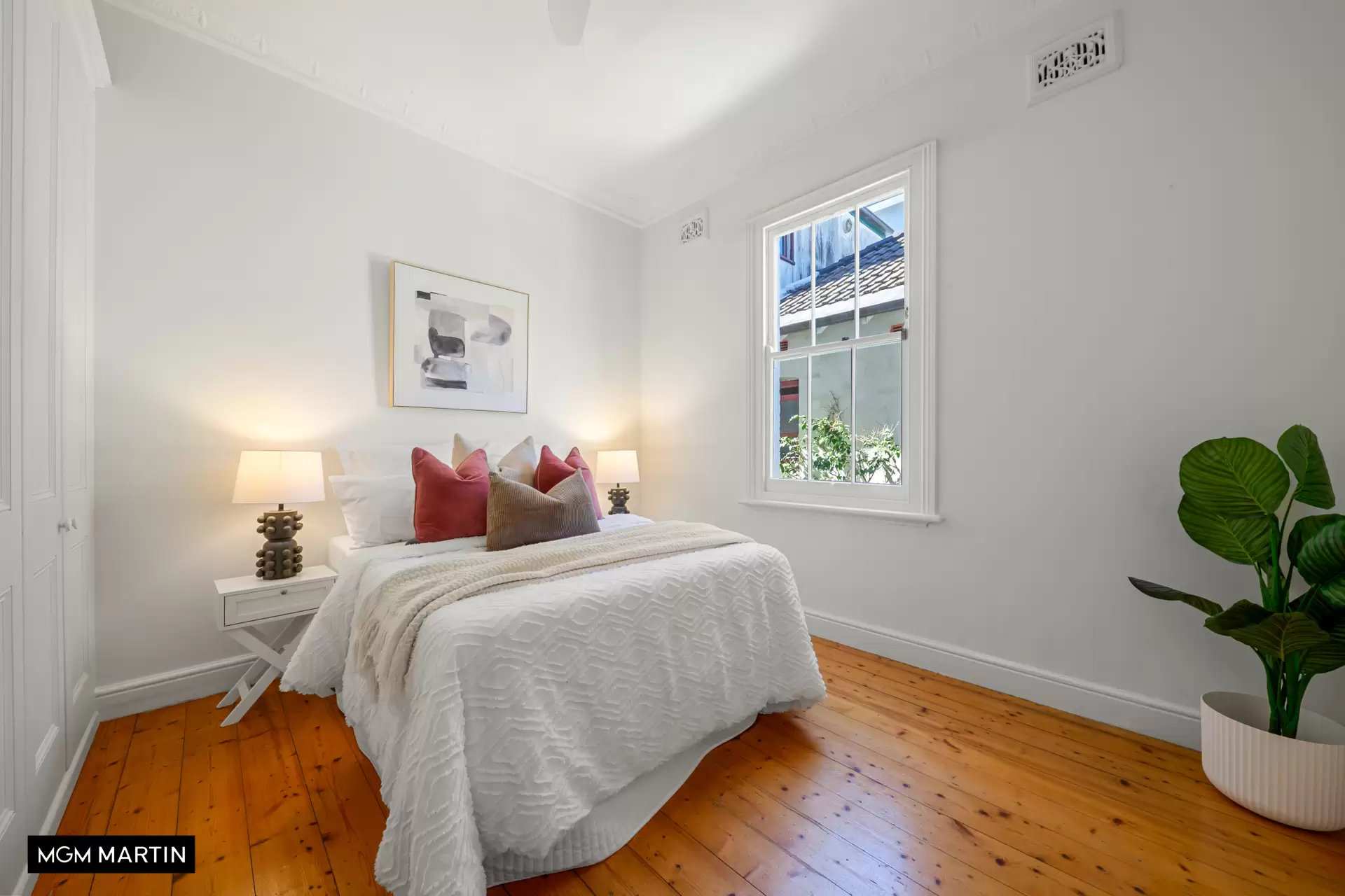 9 Cox Avenue, Bondi Beach Sold by MGM Martin - image 1