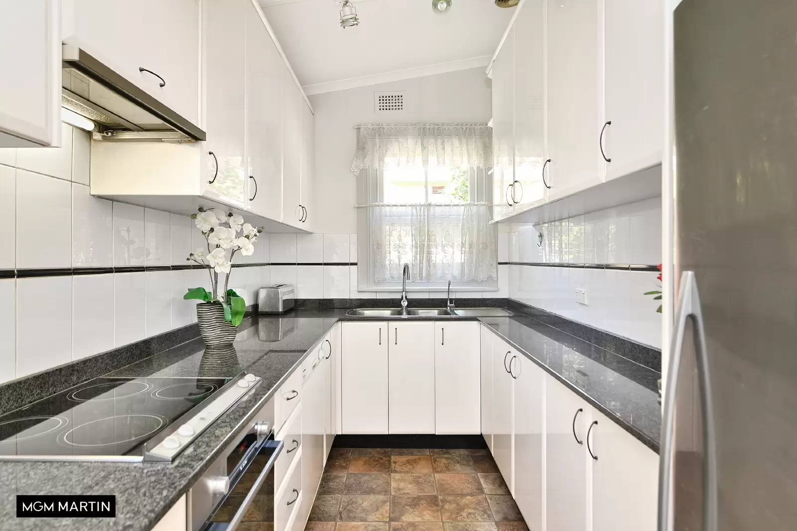 12 O'Connor Street, Eastlakes For Sale by MGM Martin - image 1