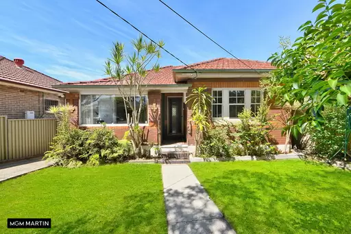 12 O'Connor Street, Eastlakes For Sale by MGM Martin