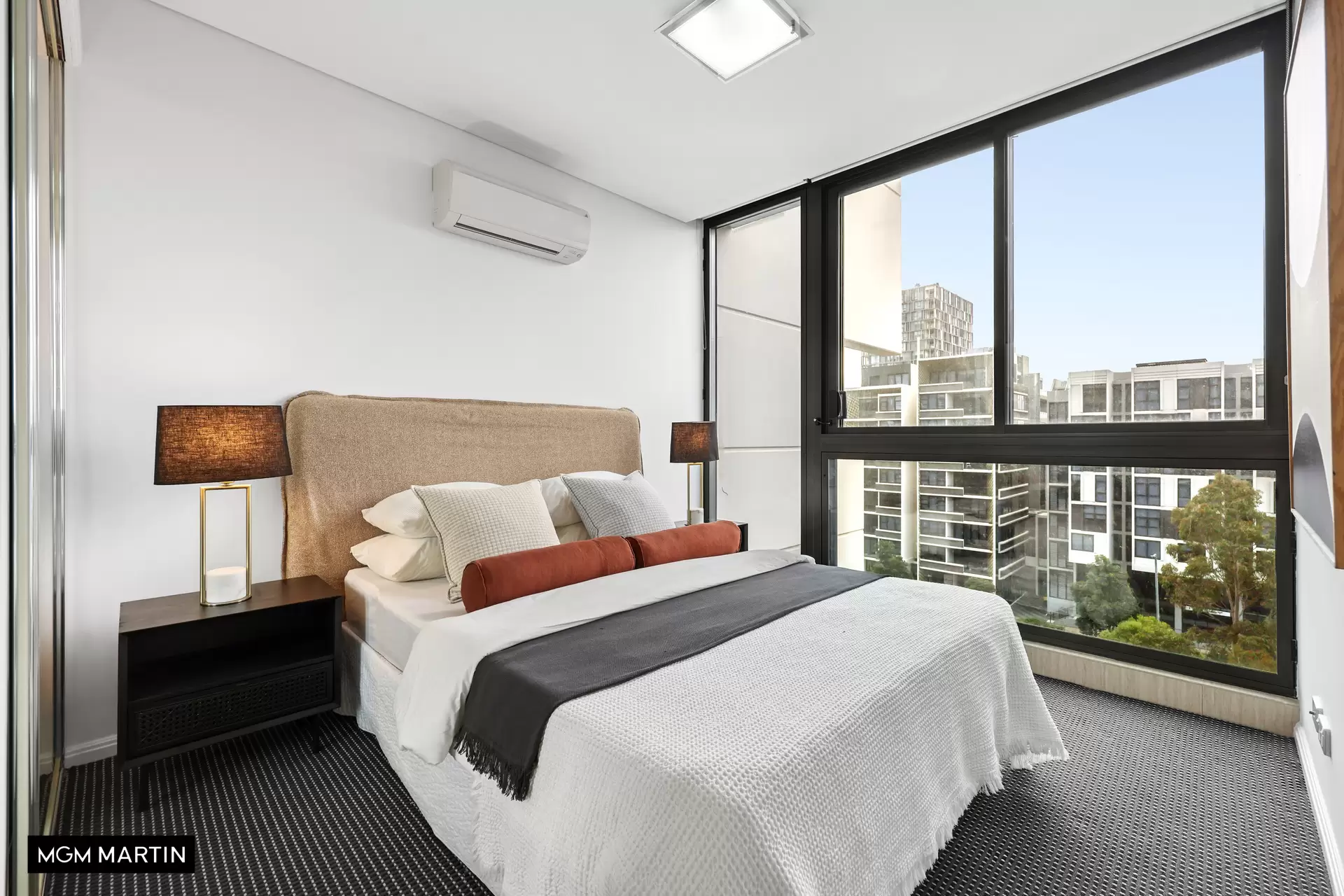 714/20 Gadigal Avenue, Zetland Sold by MGM Martin - image 1