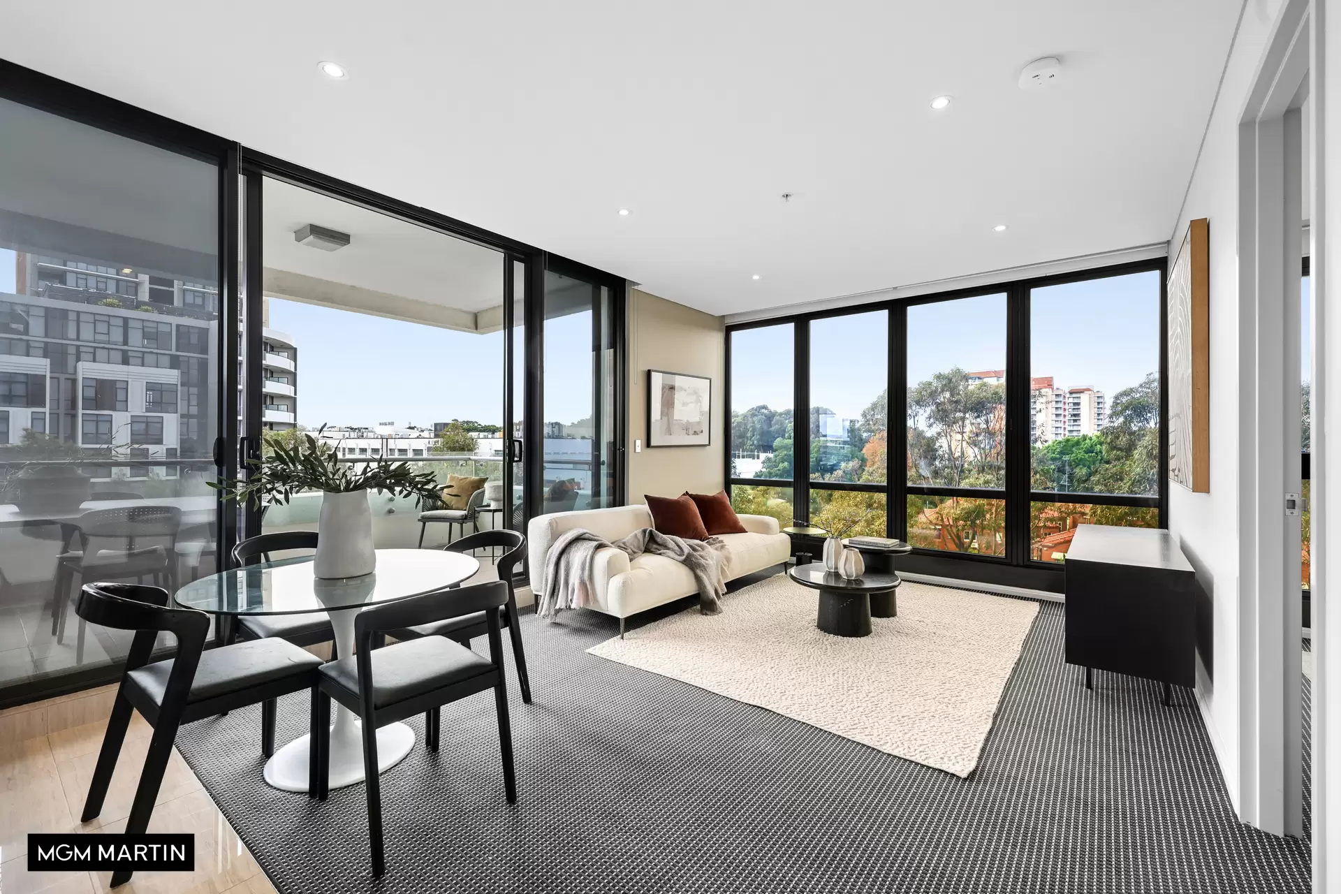 714/20 Gadigal Avenue, Zetland Sold by MGM Martin - image 1