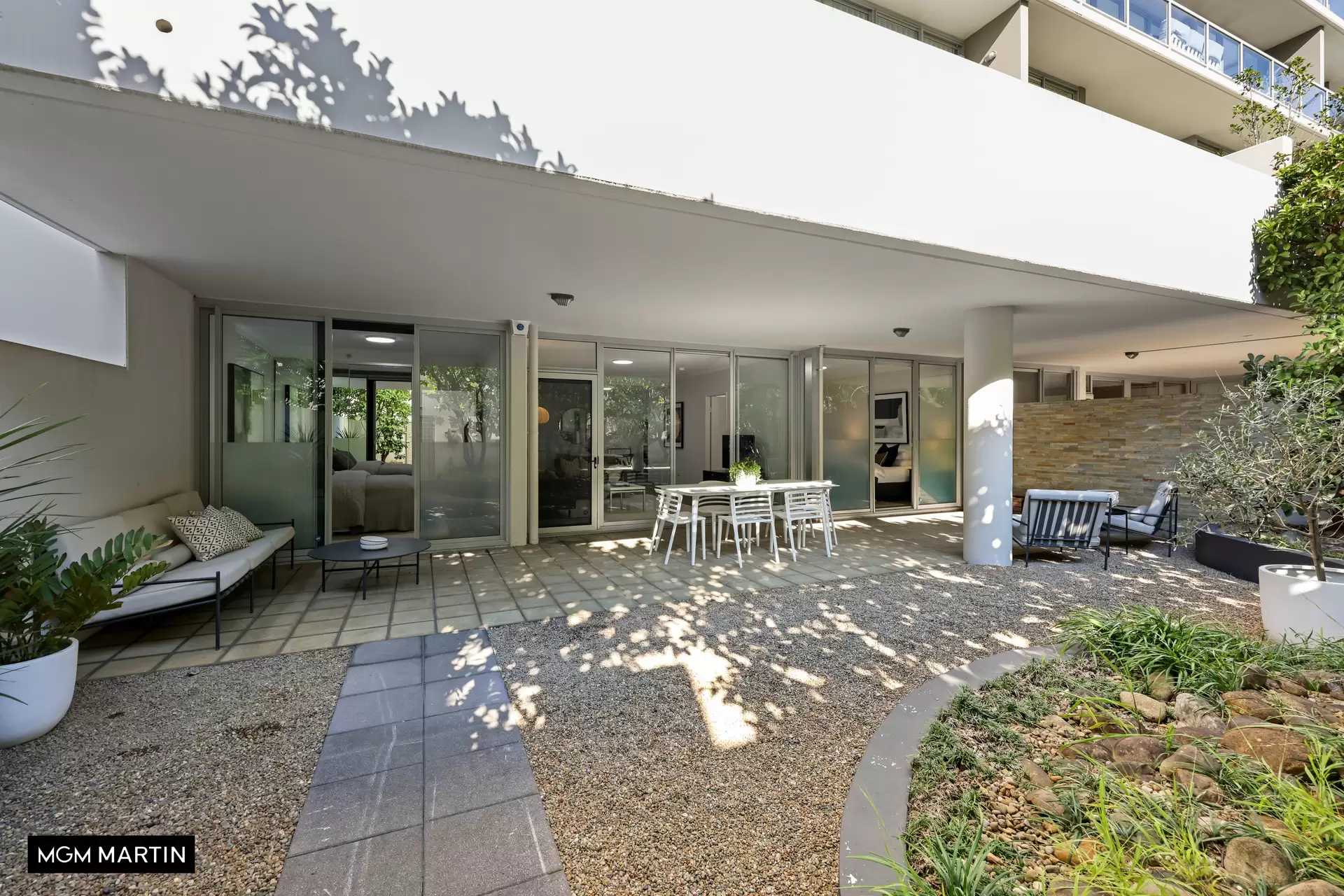 2/1 Levy Walk, Zetland Sold by MGM Martin - image 1