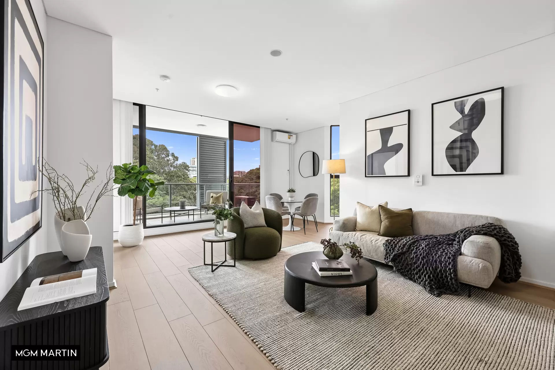 614/19 Joynton Avenue, Zetland Sold by MGM Martin - image 1