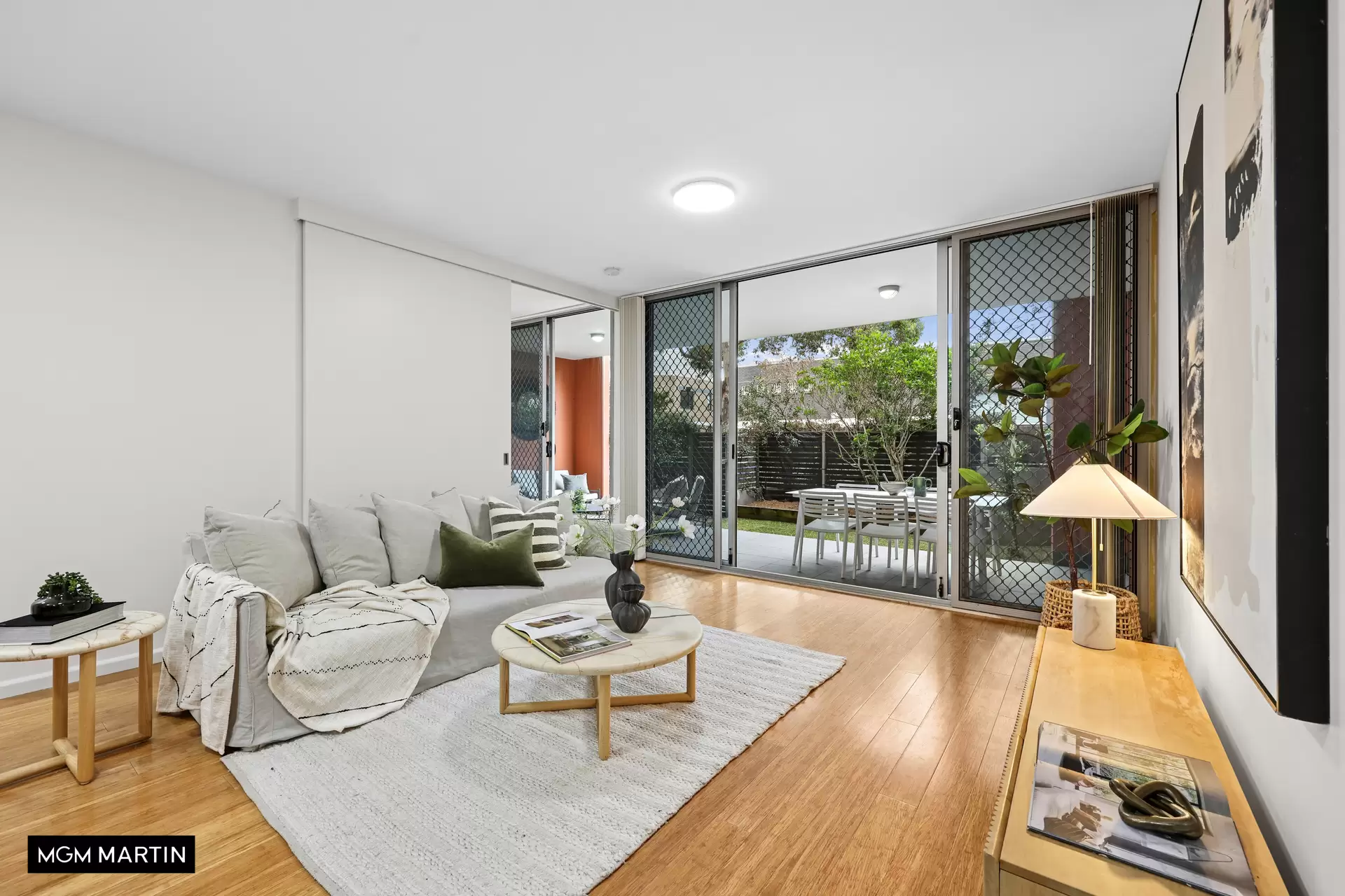 284/5 Queen Street, Rosebery Sold by MGM Martin - image 1
