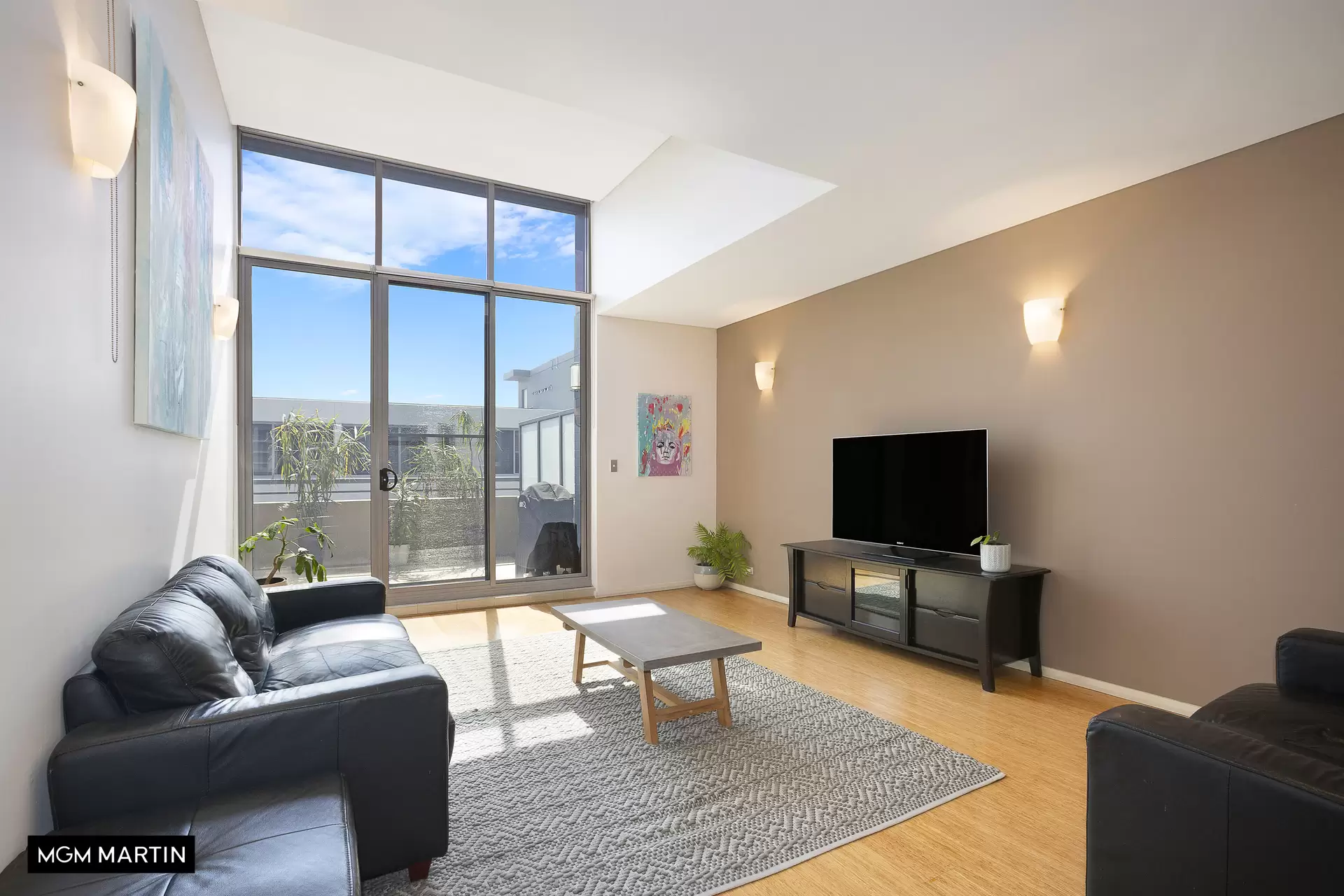 206/635 Gardeners Road, Mascot Sold by MGM Martin - image 1