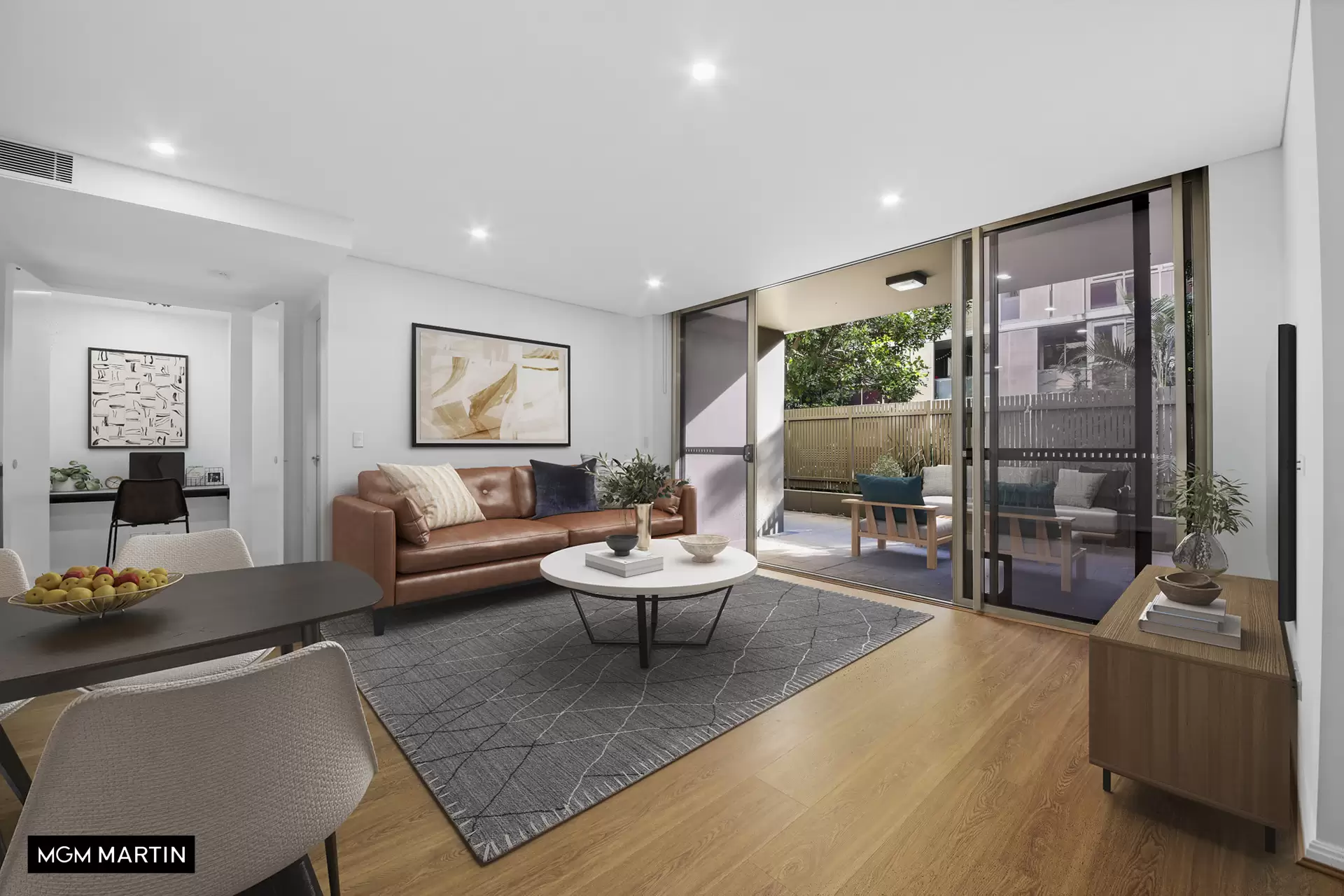 17/17 Grandstand Parade, Zetland Leased by MGM Martin - image 1