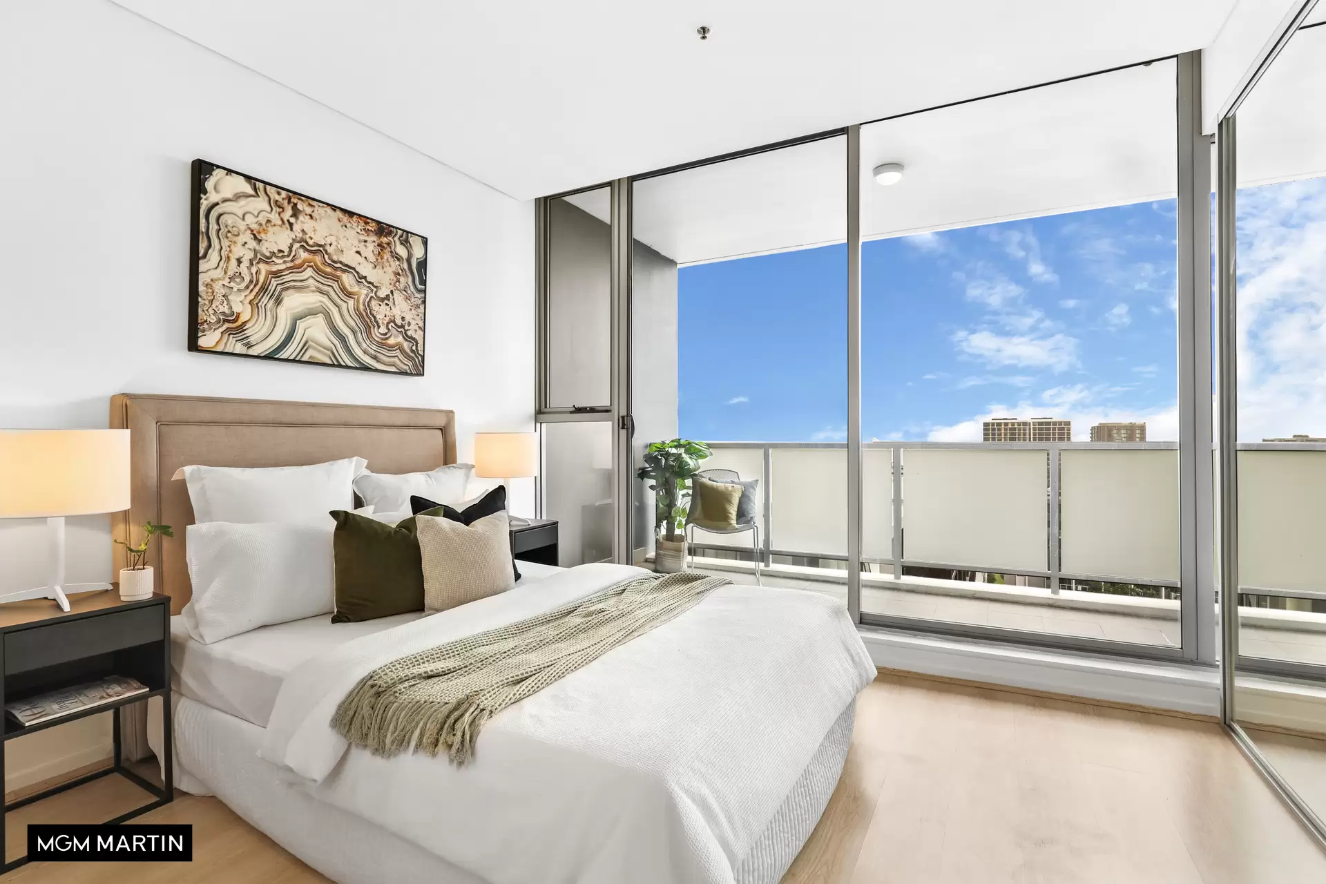 1005/5 O'Dea Avenue, Zetland Sold by MGM Martin - image 1