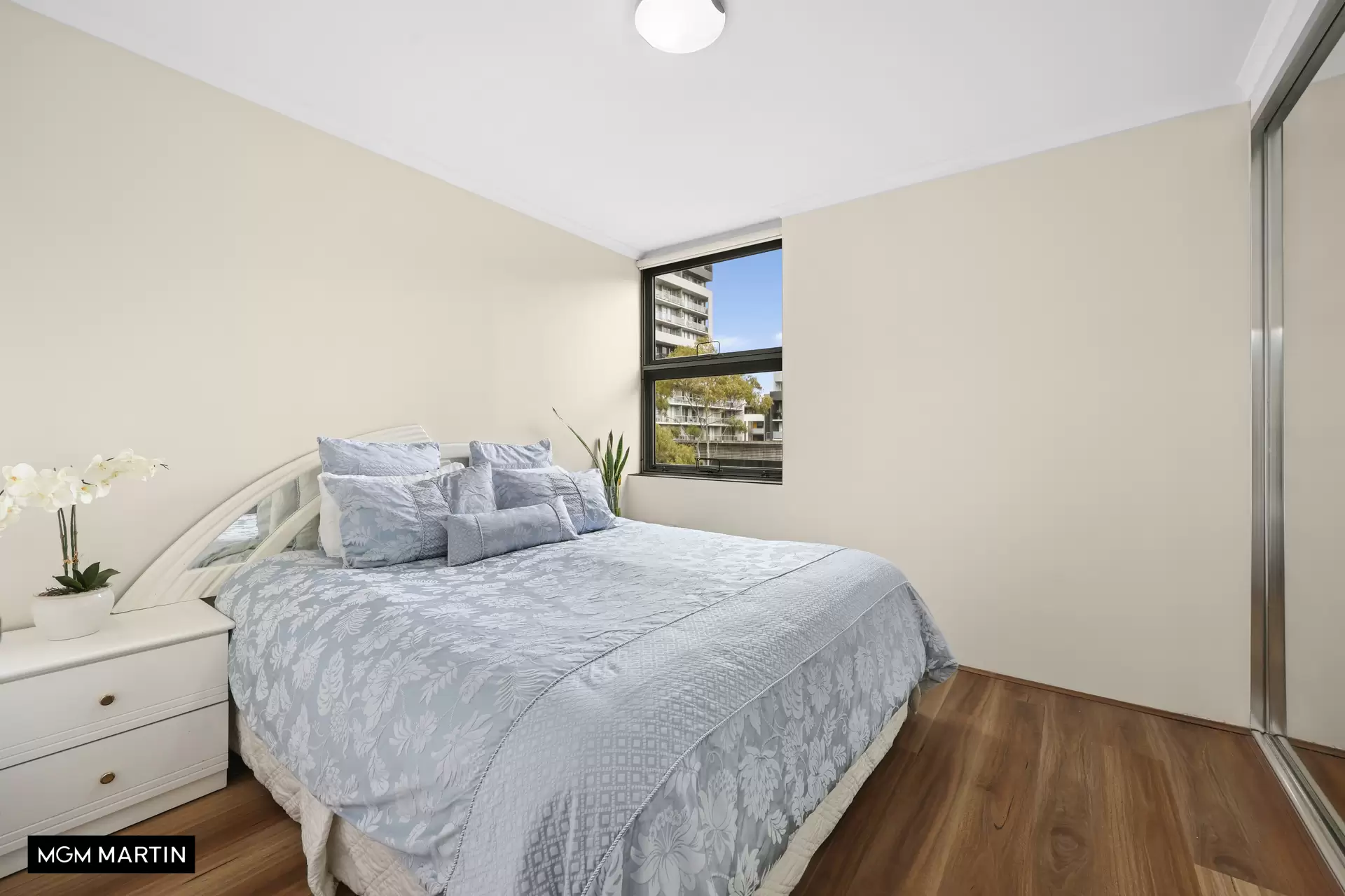 54/2 Levy Walk, Zetland Sold by MGM Martin - image 1