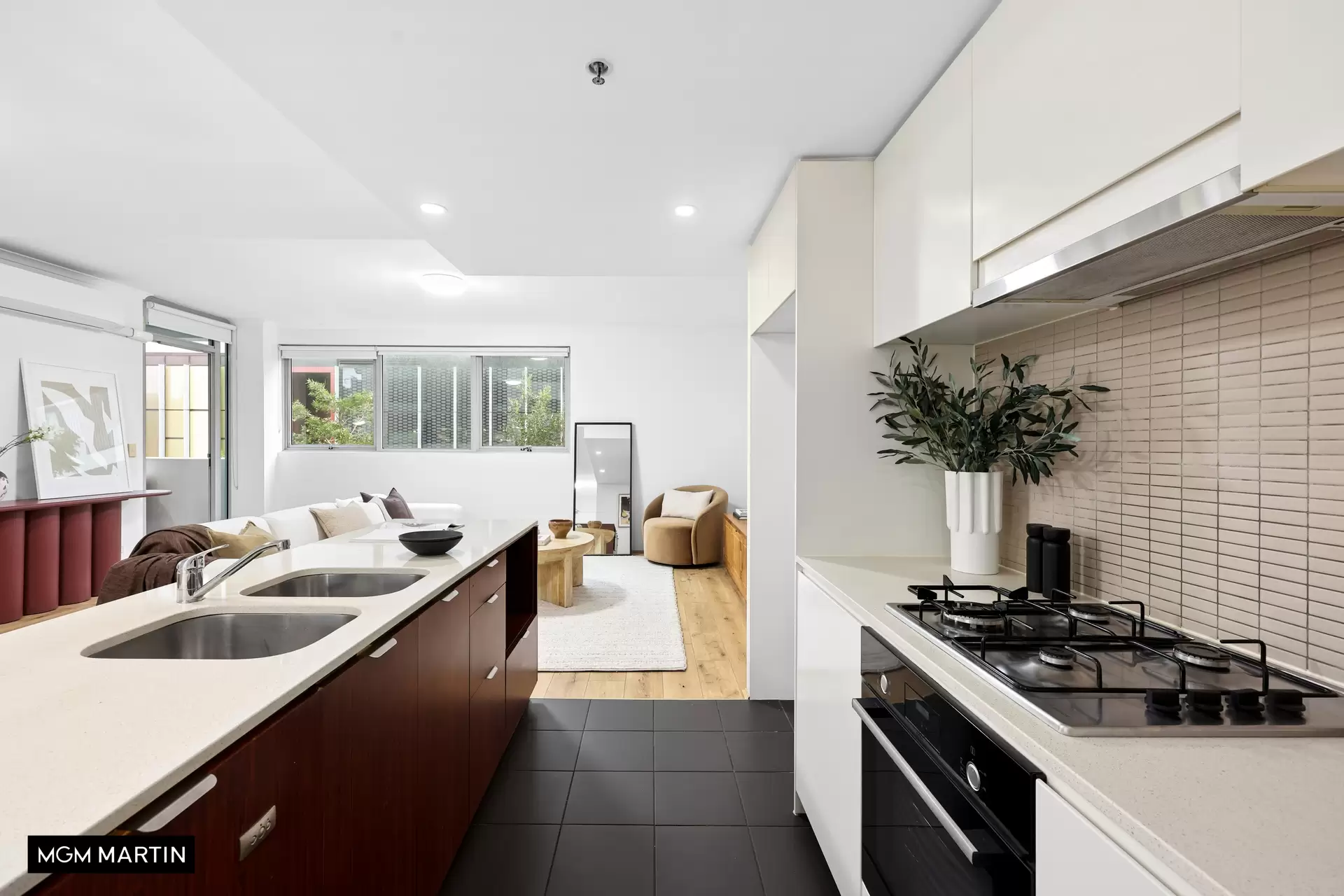 6/22 Gadigal Avenue, Zetland Sold by MGM Martin - image 1