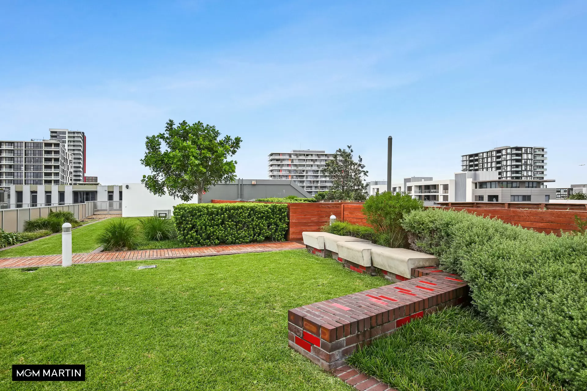 11/6a Defries Avenue, Zetland Sold by MGM Martin - image 1