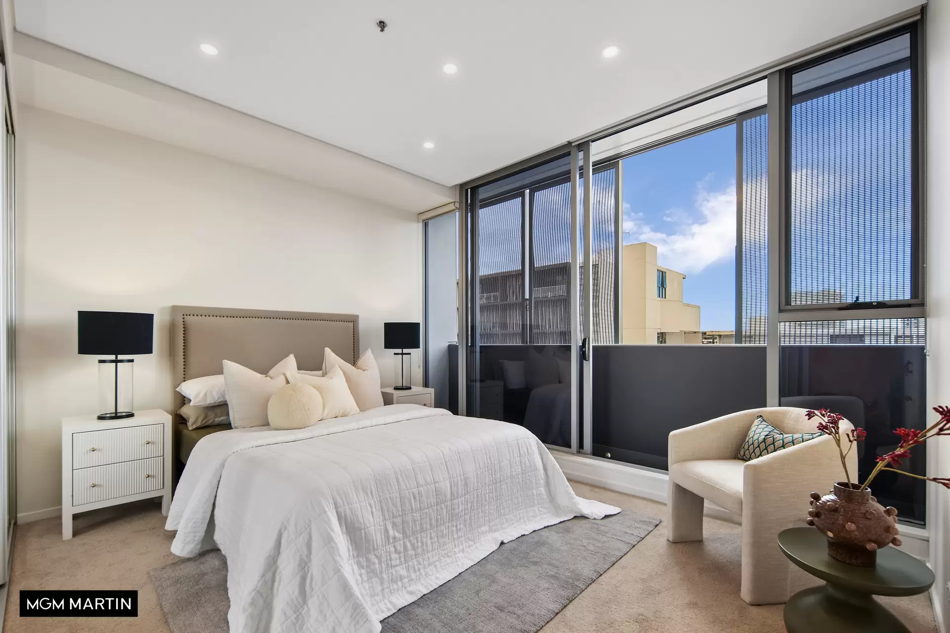 817/17 Joynton Avenue, Zetland For Sale by MGM Martin - image 1
