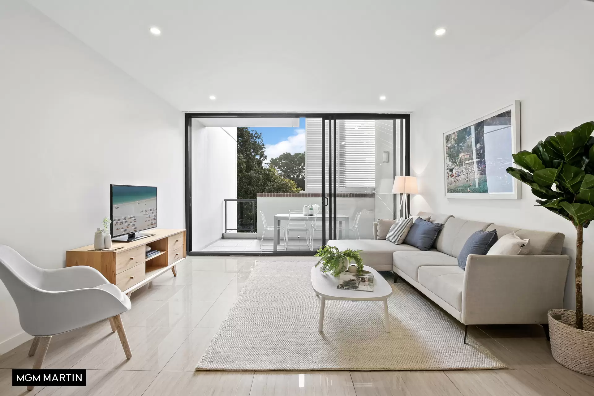 2405/98 Joynton Avenue, Zetland Leased by MGM Martin - image 1