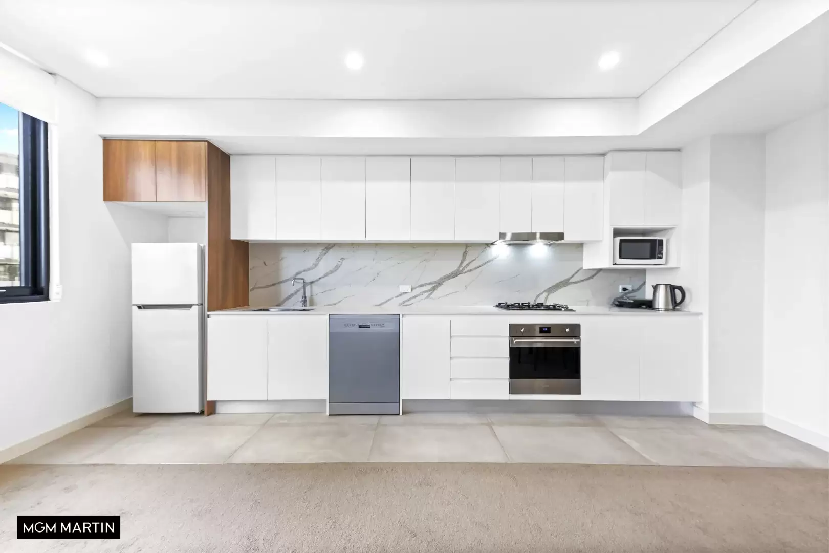 523/99B Bonar Street, Wolli Creek Leased by MGM Martin - image 1