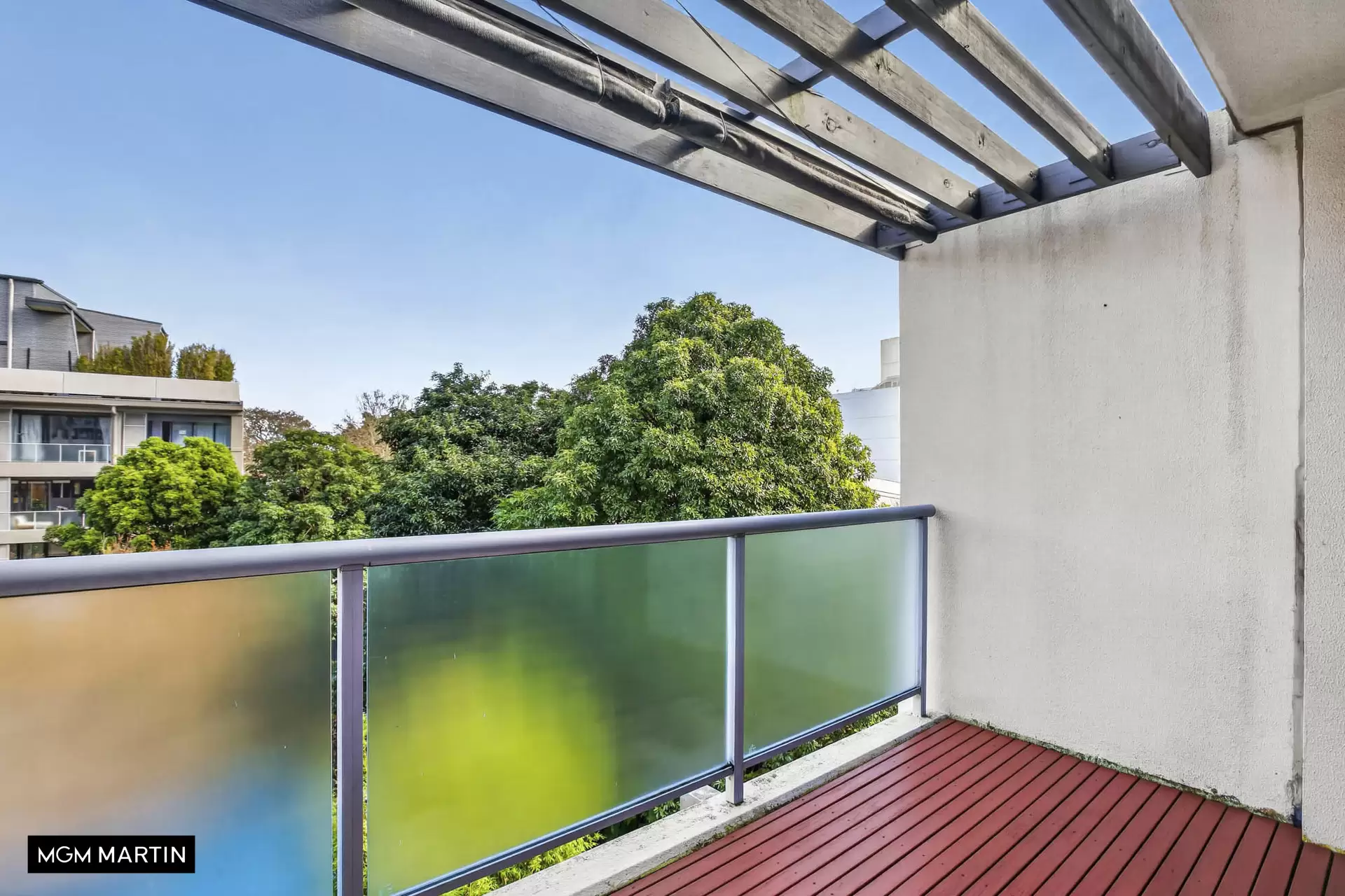 A25/252 Botany Road, Alexandria Leased by MGM Martin - image 1