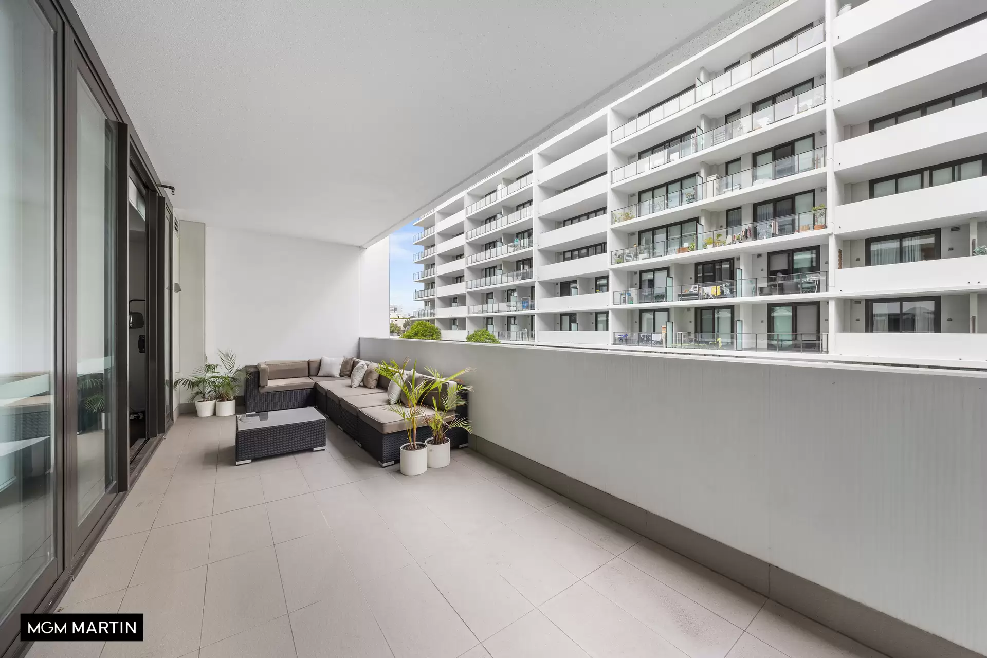 411/659-669 Gardeners Road, Mascot Leased by MGM Martin - image 1