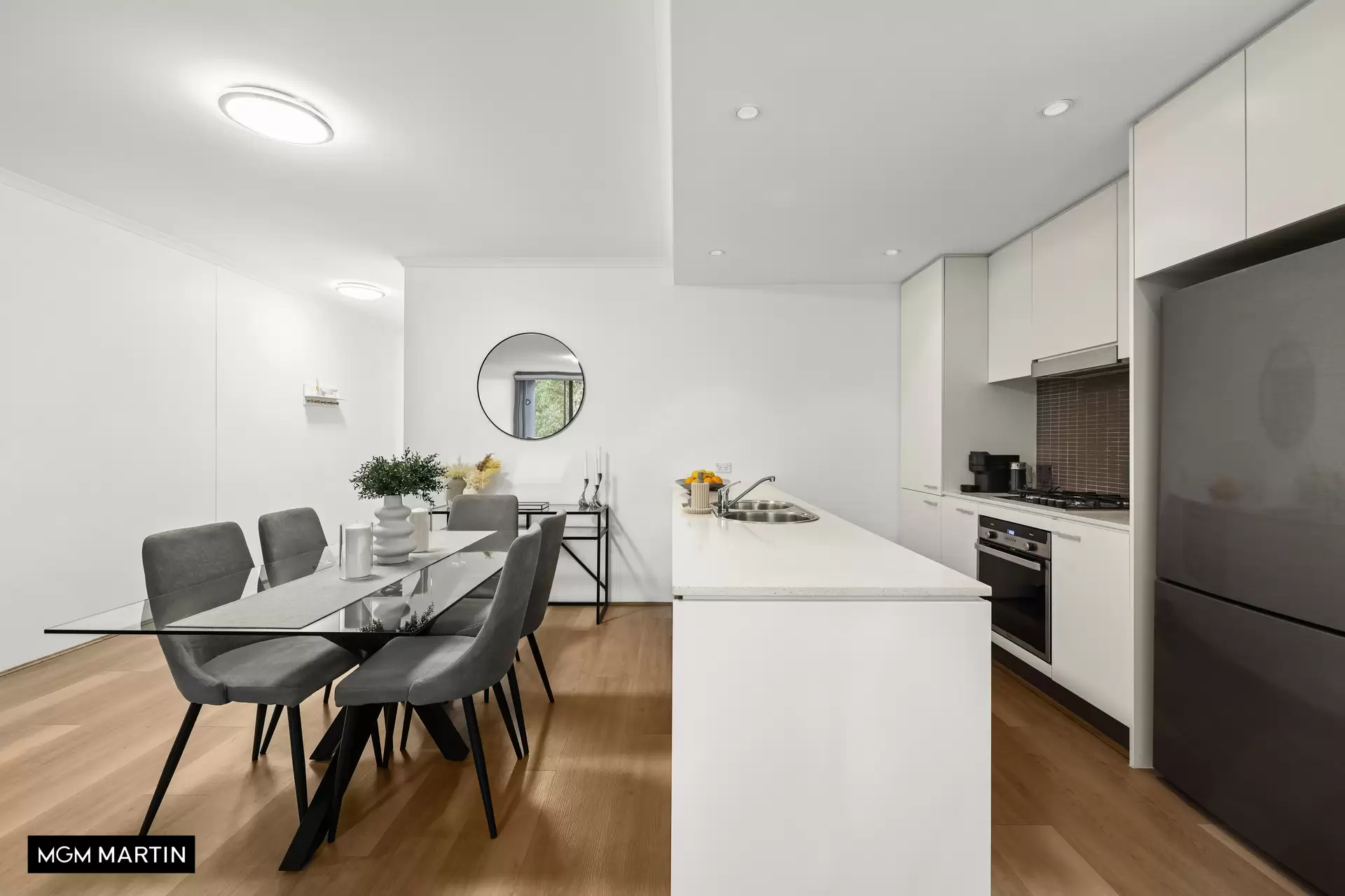 43/2 Hutchinson Walk, Zetland For Sale by MGM Martin - image 1