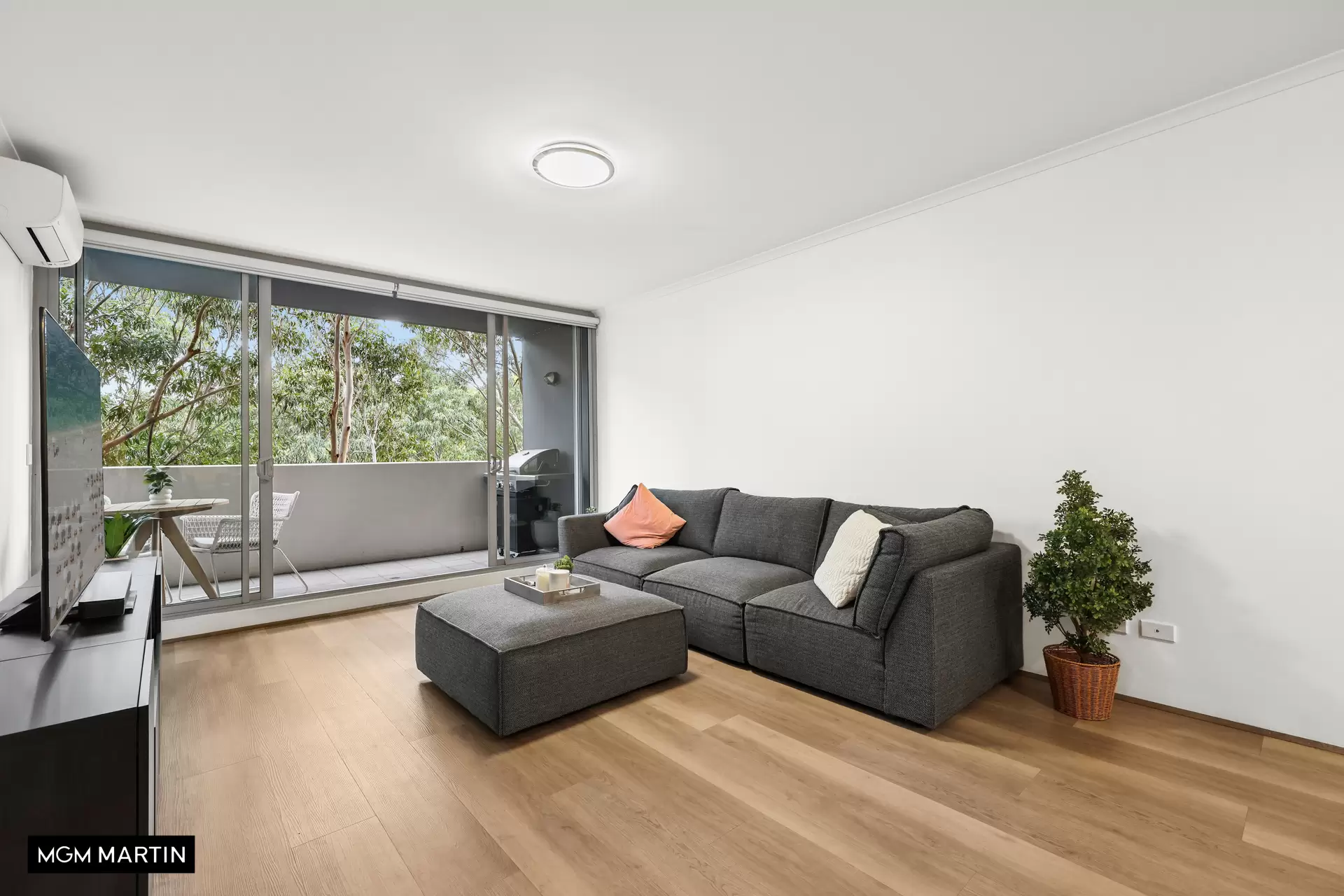 43/2 Hutchinson Walk, Zetland For Sale by MGM Martin - image 1