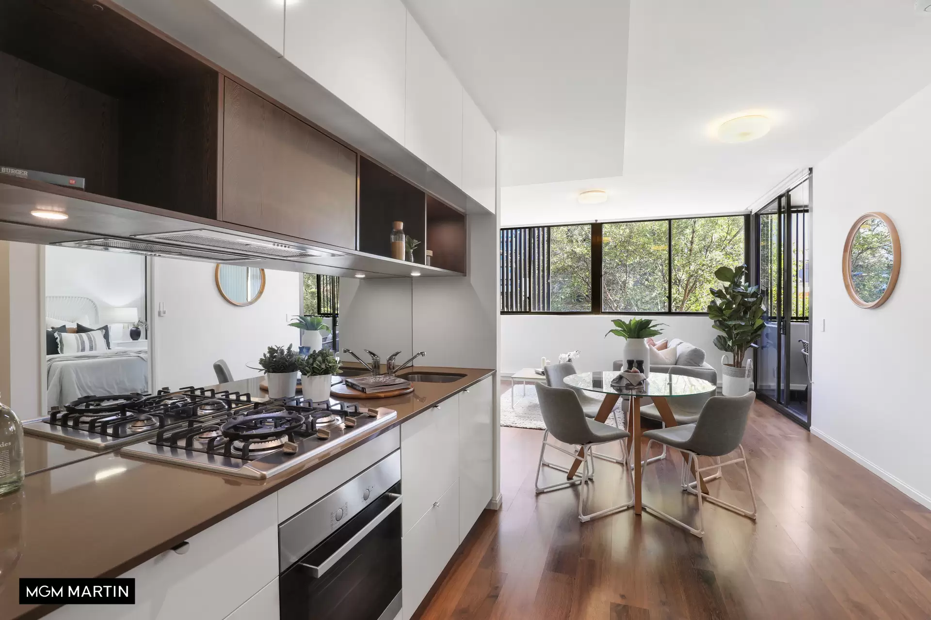 102/2 Victoria Park Parade, Zetland Sold by MGM Martin - image 1