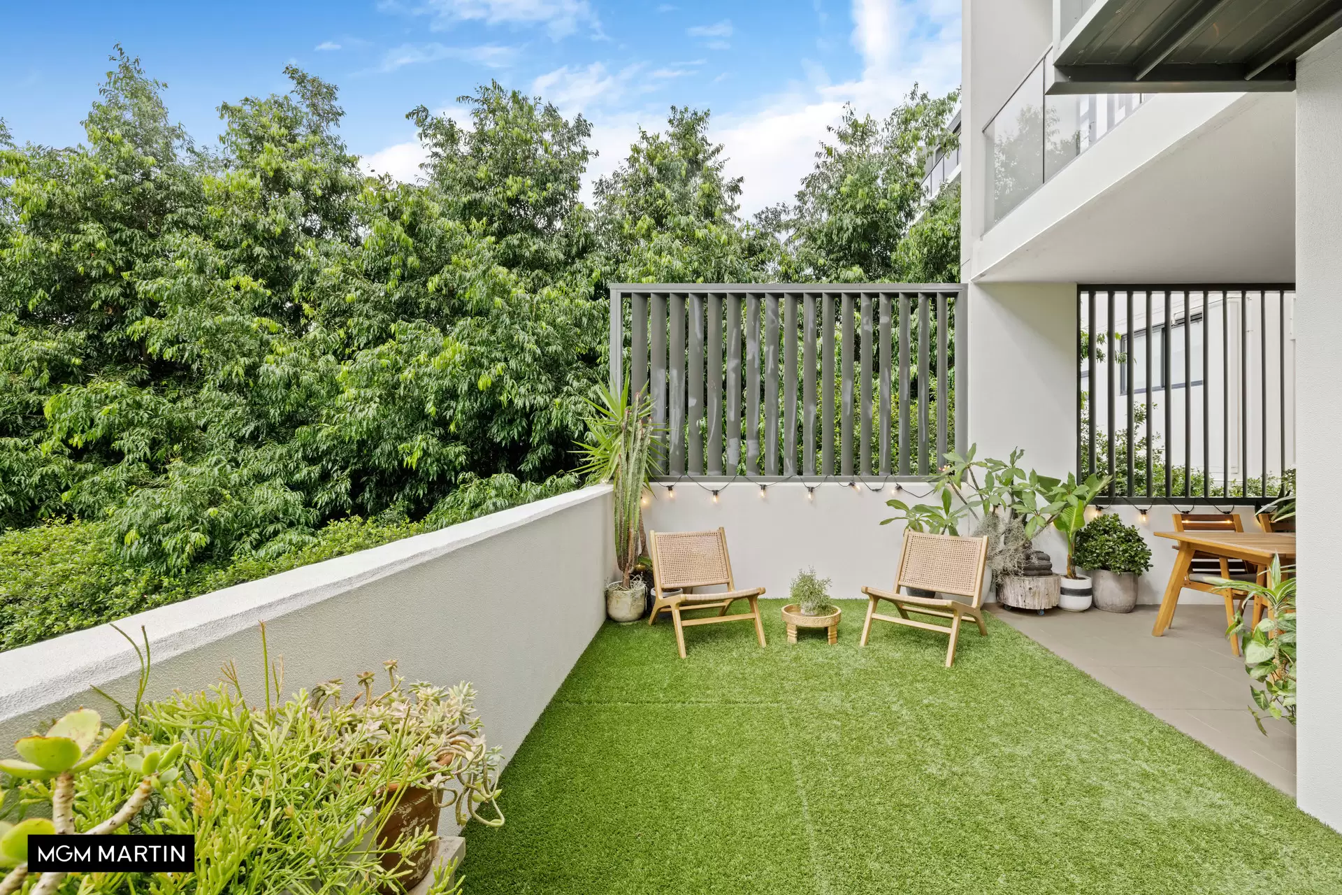 D135/810 Elizabeth Street, Waterloo Sold by MGM Martin - image 1