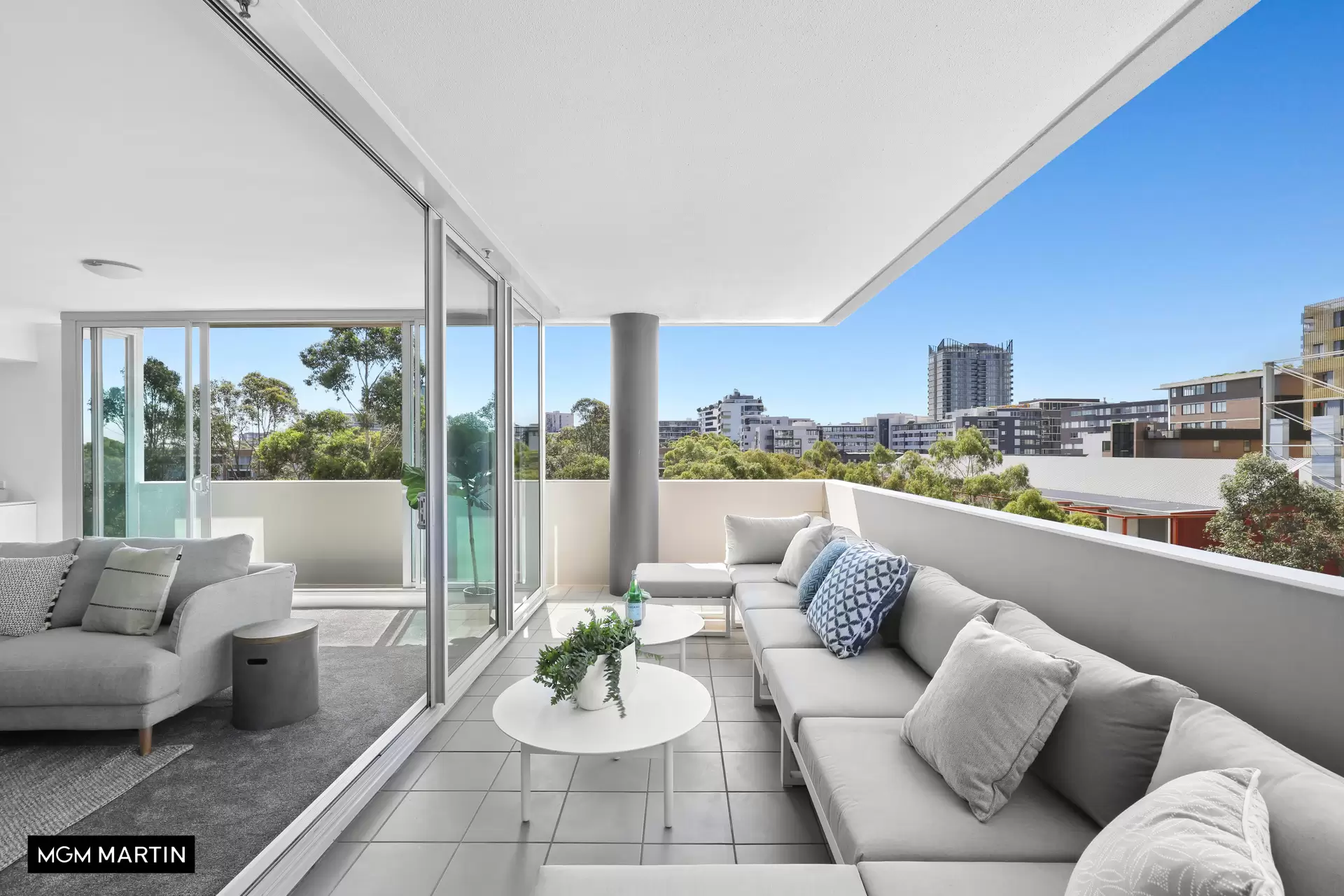 20/22 Gadigal Avenue, Zetland Leased by MGM Martin - image 1